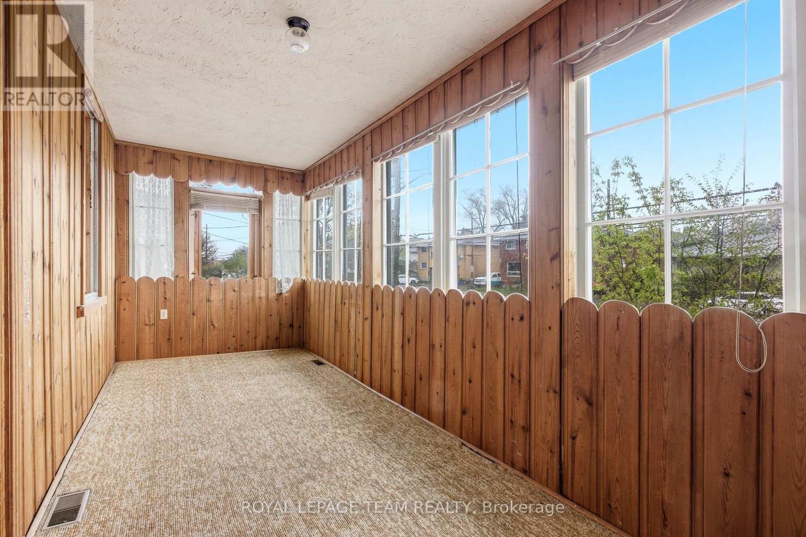 910 Pinecrest Road, Ottawa, Ontario  K2B 6B3 - Photo 18 - X13512036