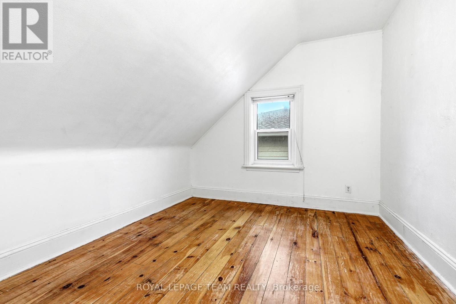 910 Pinecrest Road, Ottawa, Ontario  K2B 6B3 - Photo 30 - X13512036