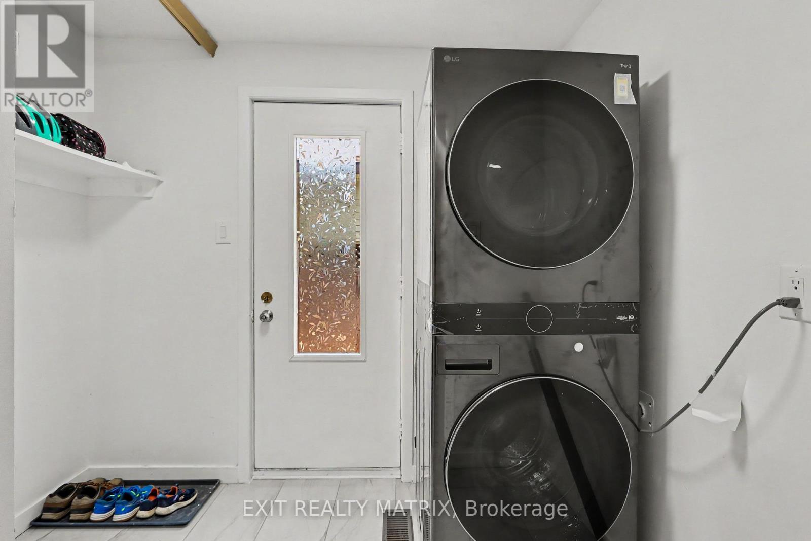 383 Viewmount Drive, Ottawa, Ontario  K2E 7R9 - Photo 10 - X13512058
