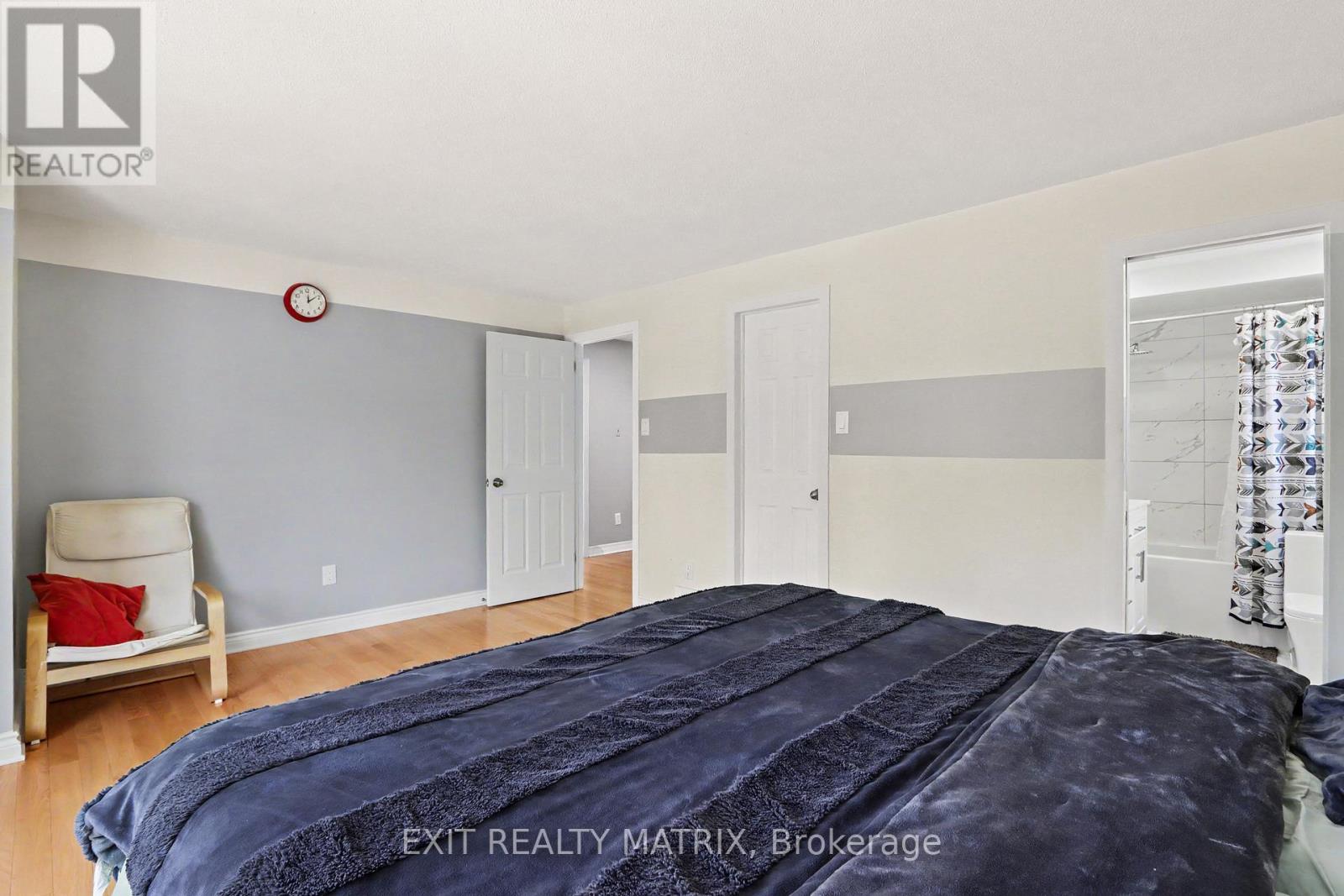 383 Viewmount Drive, Ottawa, Ontario  K2E 7R9 - Photo 12 - X13512058