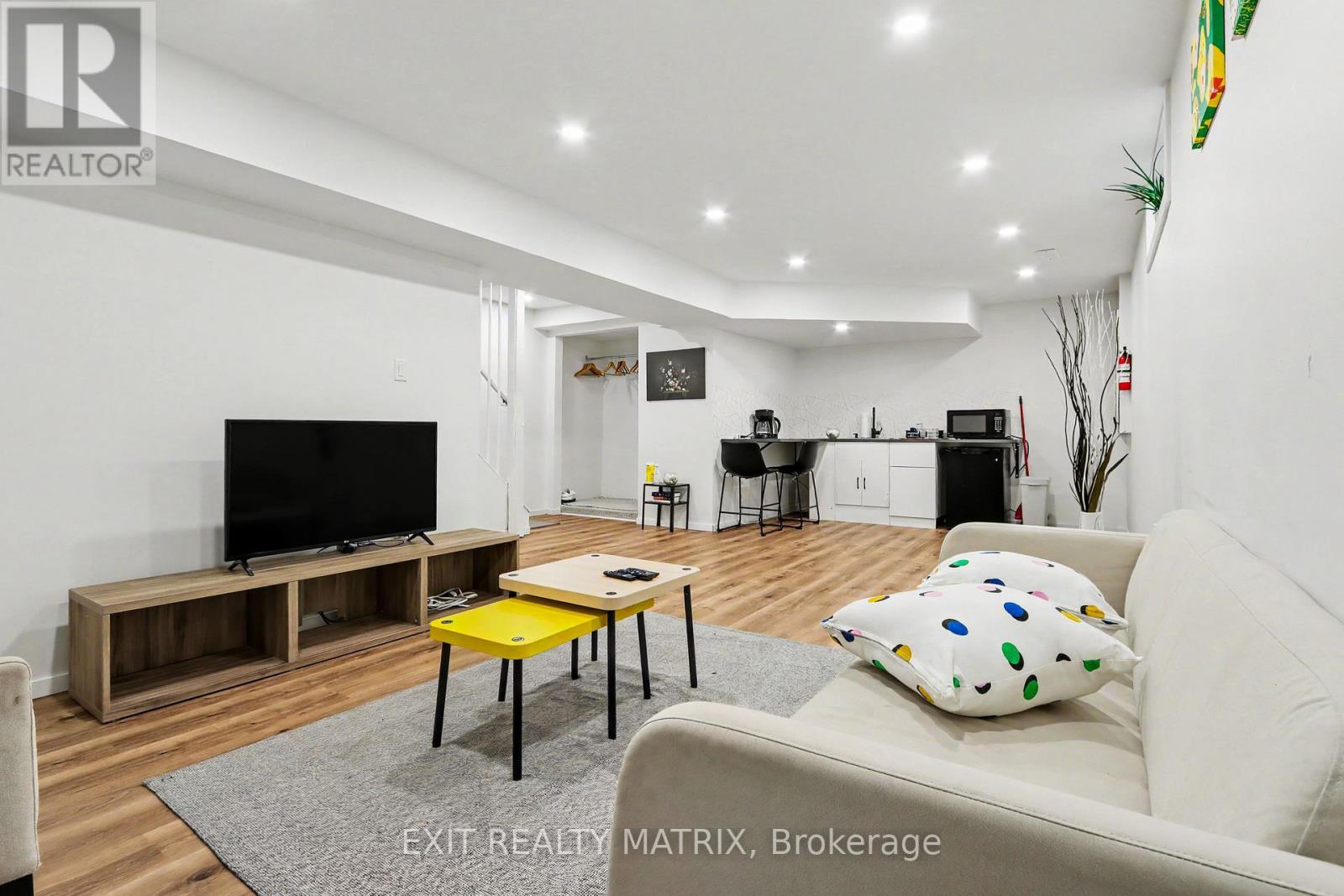383 Viewmount Drive, Ottawa, Ontario  K2E 7R9 - Photo 19 - X13512058