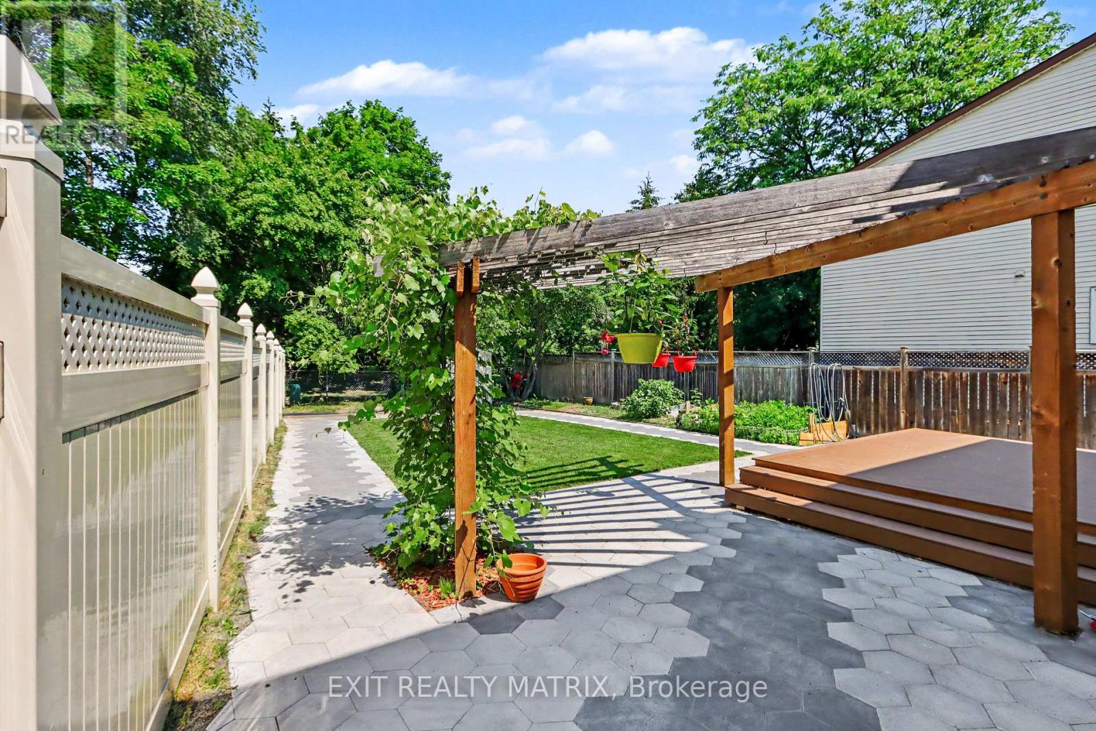383 Viewmount Drive, Ottawa, Ontario  K2E 7R9 - Photo 25 - X13512058