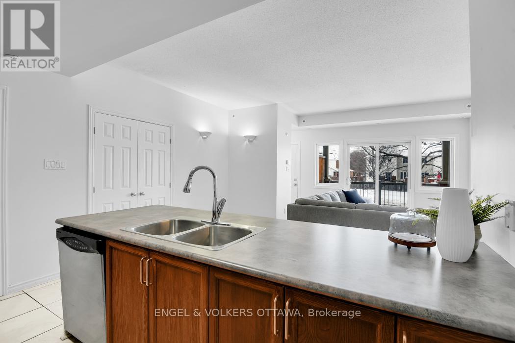 5 - 165 Waterbridge Drive, Ottawa, Ontario  K2G 7G3 - Photo 9 - X13512238