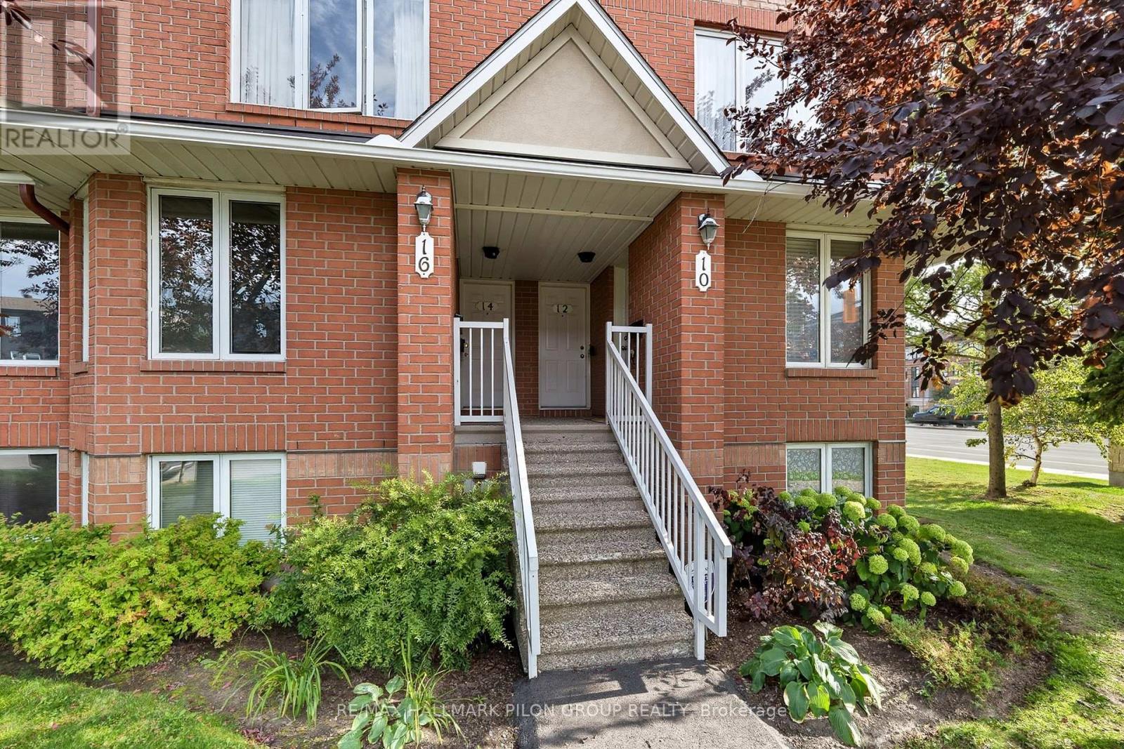 10 Lakepointe Drive, Ottawa, Ontario  K4A 5E3 - Photo 2 - X13512248