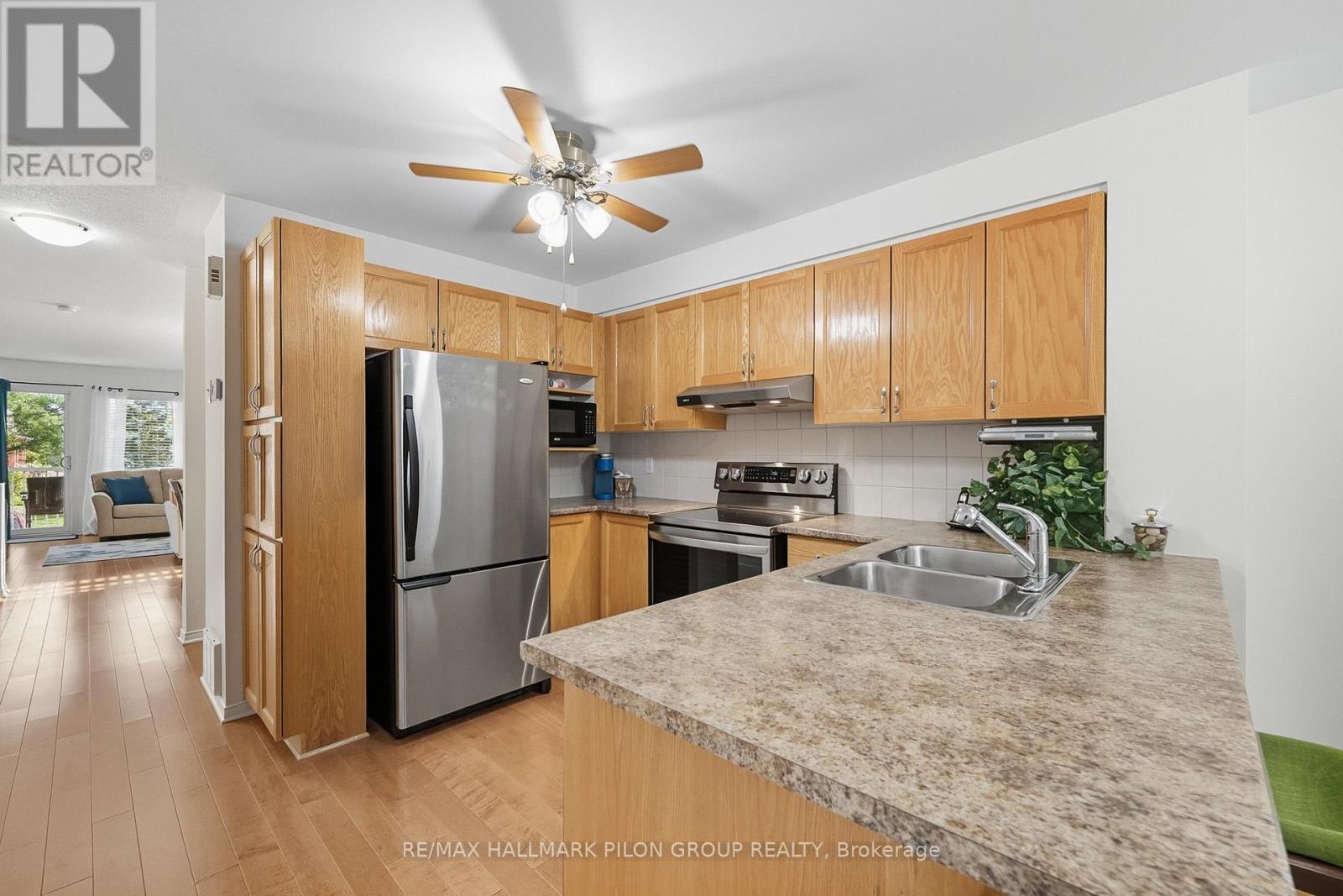 10 Lakepointe Drive, Ottawa, Ontario  K4A 5E3 - Photo 7 - X13512248