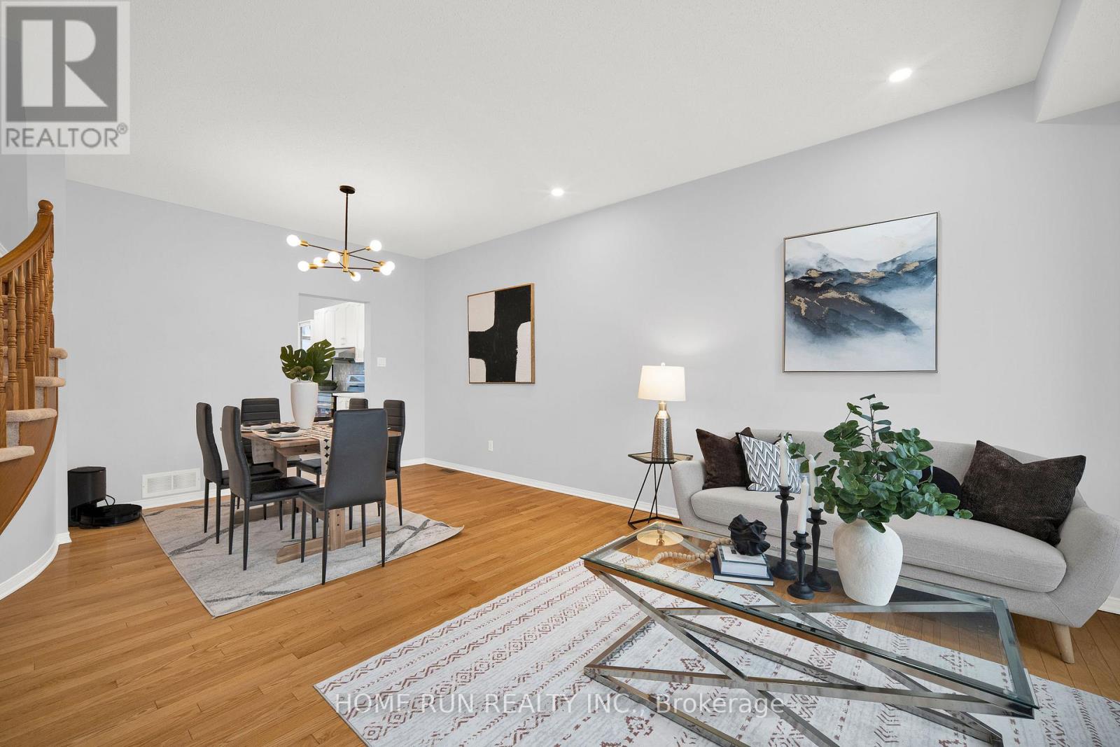 10 Pavona Street, Ottawa, Ontario  K2G 6T2 - Photo 6 - X13512304