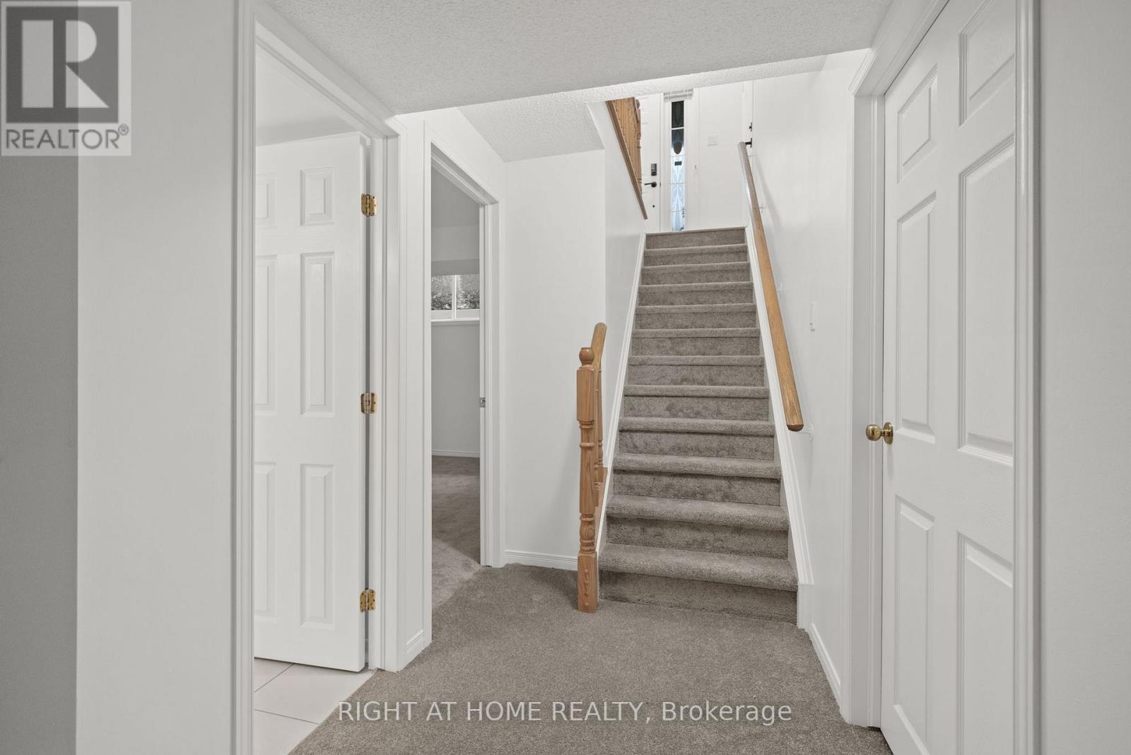 120 Grandpark Circle, Ottawa, Ontario  K1G 6R5 - Photo 22 - X13512368