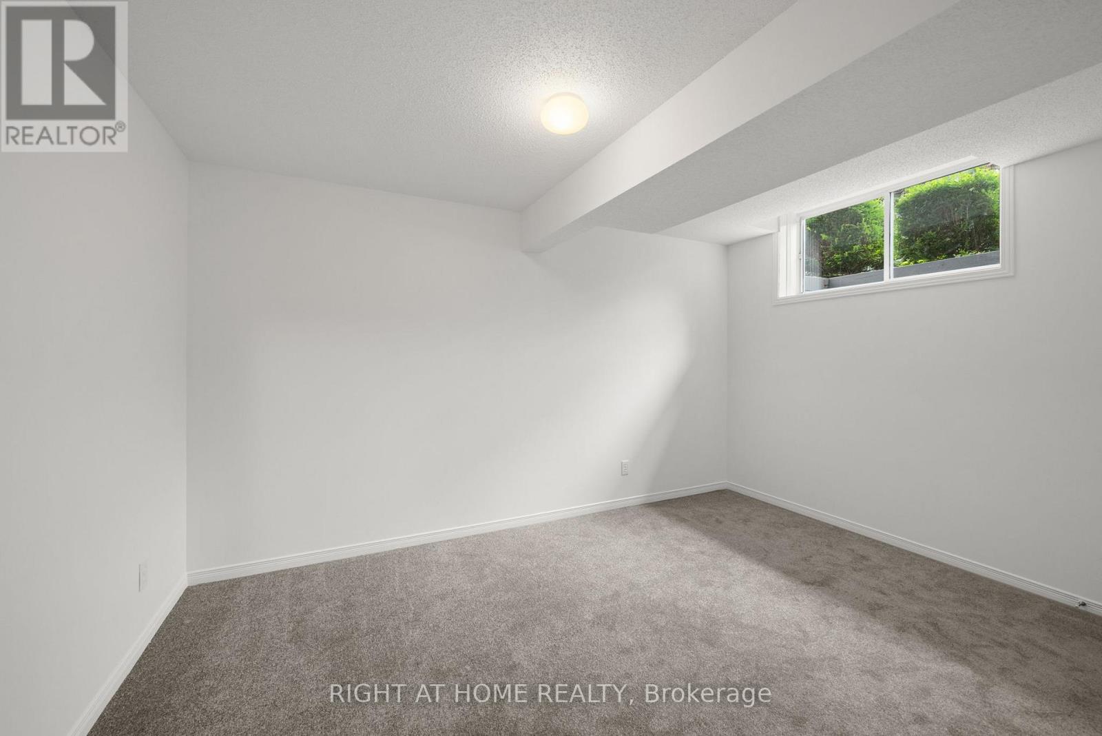 120 Grandpark Circle, Ottawa, Ontario  K1G 6R5 - Photo 27 - X13512368