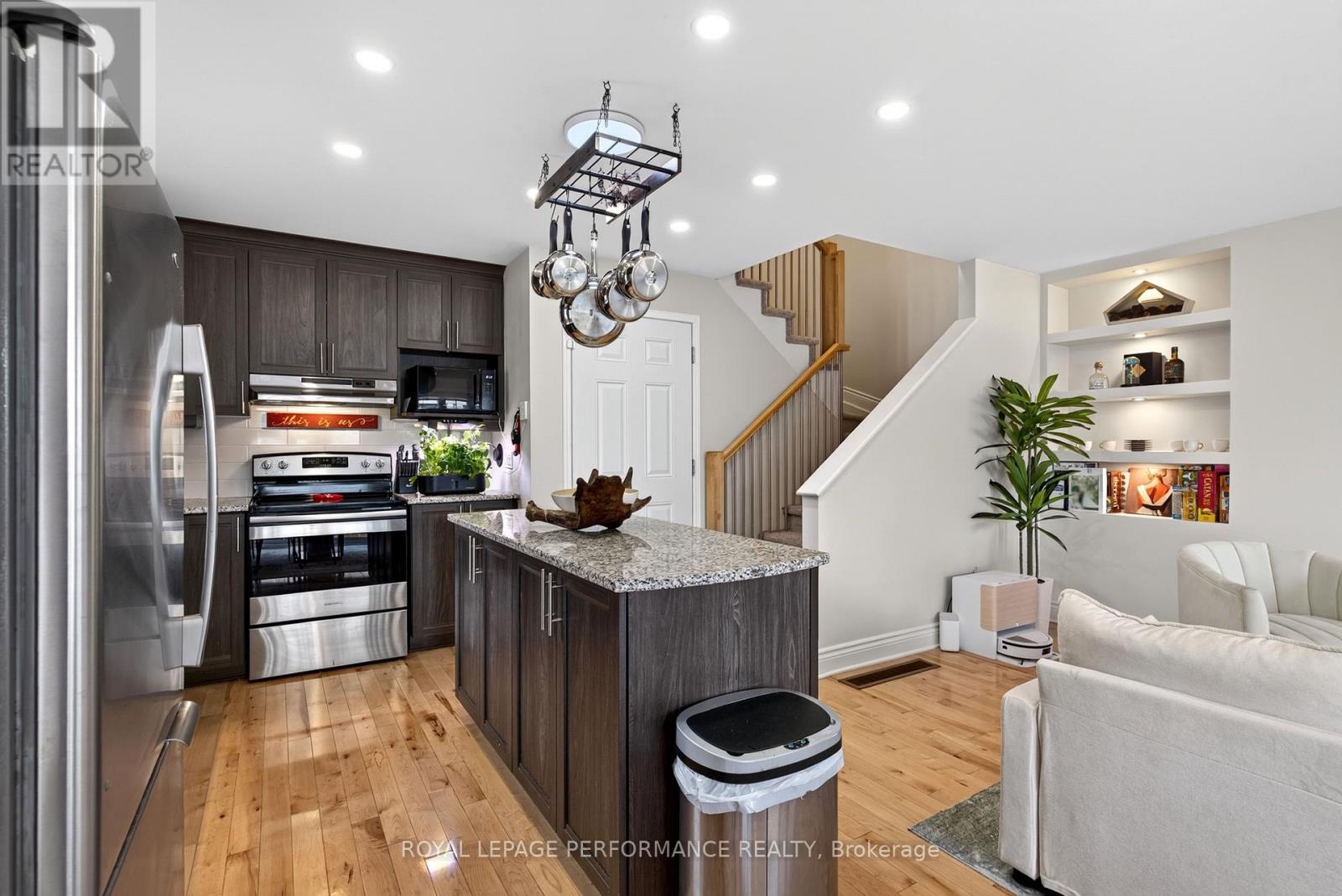 88 Gilberte Street, Clarence-Rockland, Ontario  K4K 0M4 - Photo 9 - X13512450