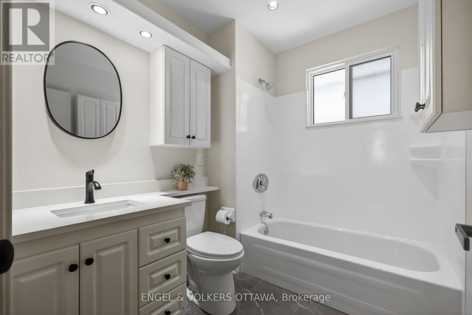 1862 Sharel Drive, Ottawa, Ontario  K1H 6W4 - Photo 13 - X13512638