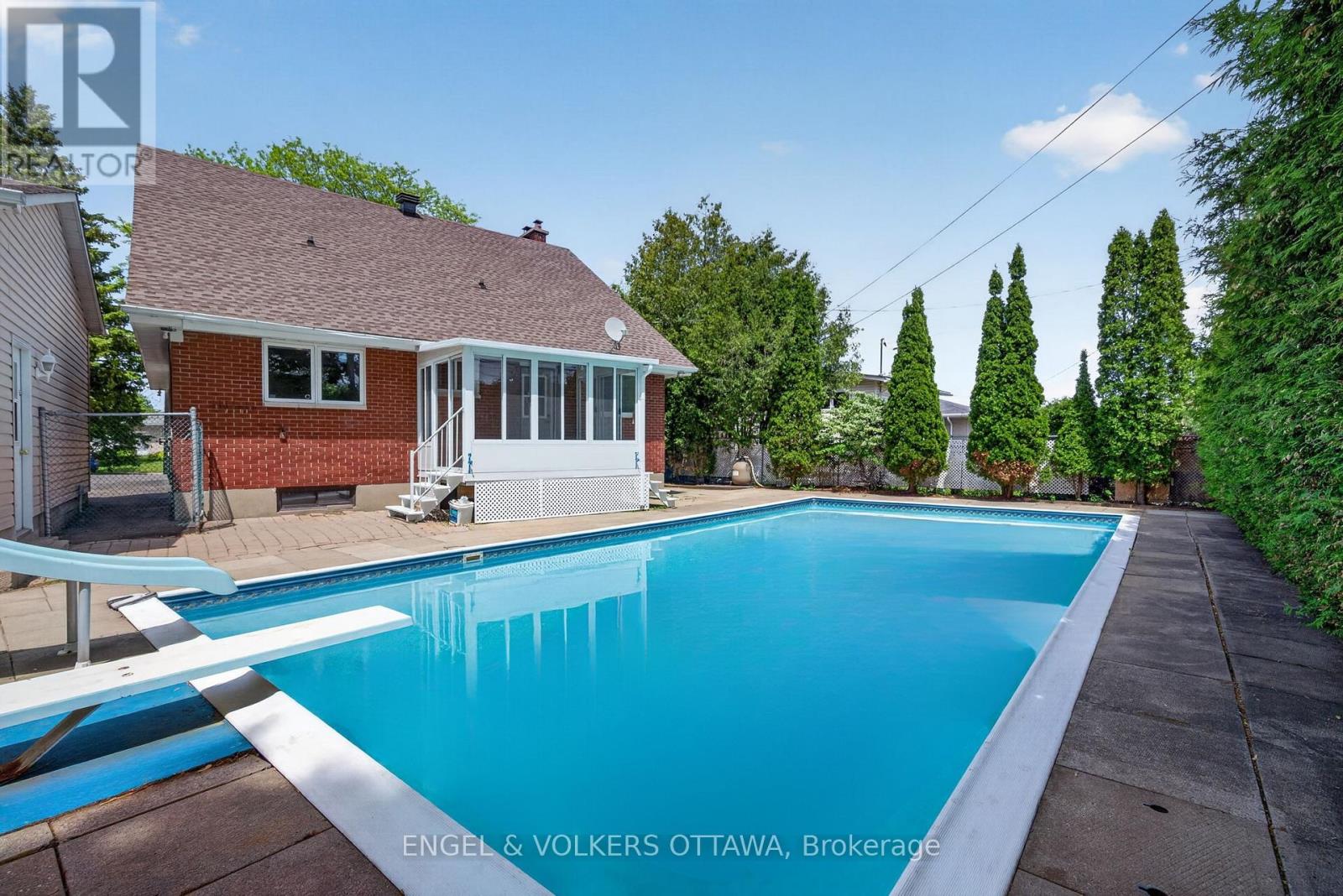 1862 Sharel Drive, Ottawa, Ontario  K1H 6W4 - Photo 29 - X13512638