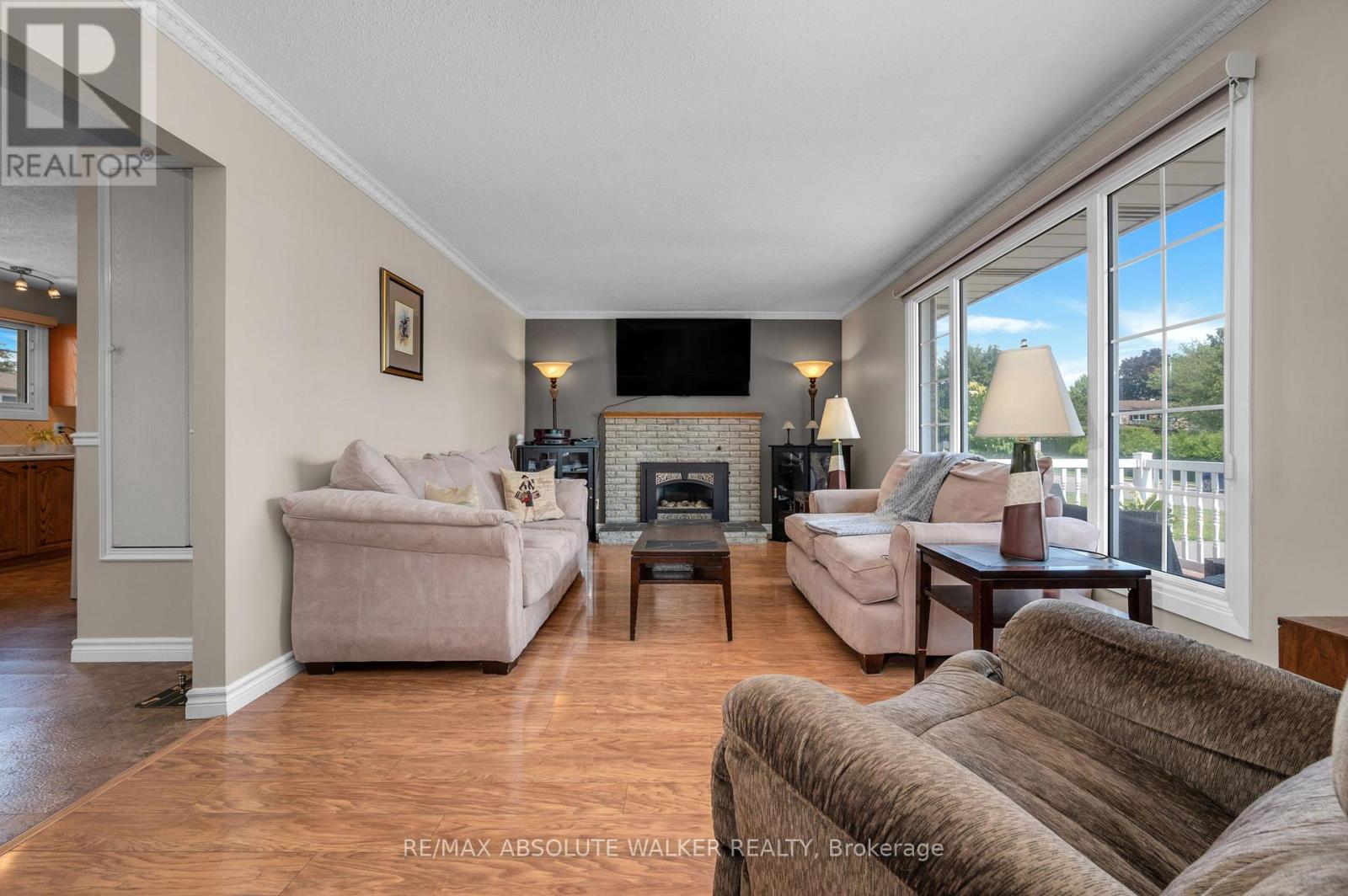 337 Roxdale Avenue, Ottawa, Ontario  K1E 1T9 - Photo 3 - X13512672