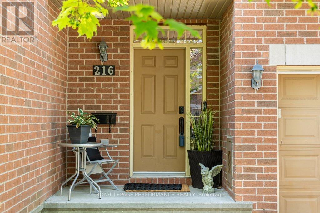 216 Badgeley Avenue, Ottawa, Ontario  K2T 0A4 - Photo 2 - X13513100