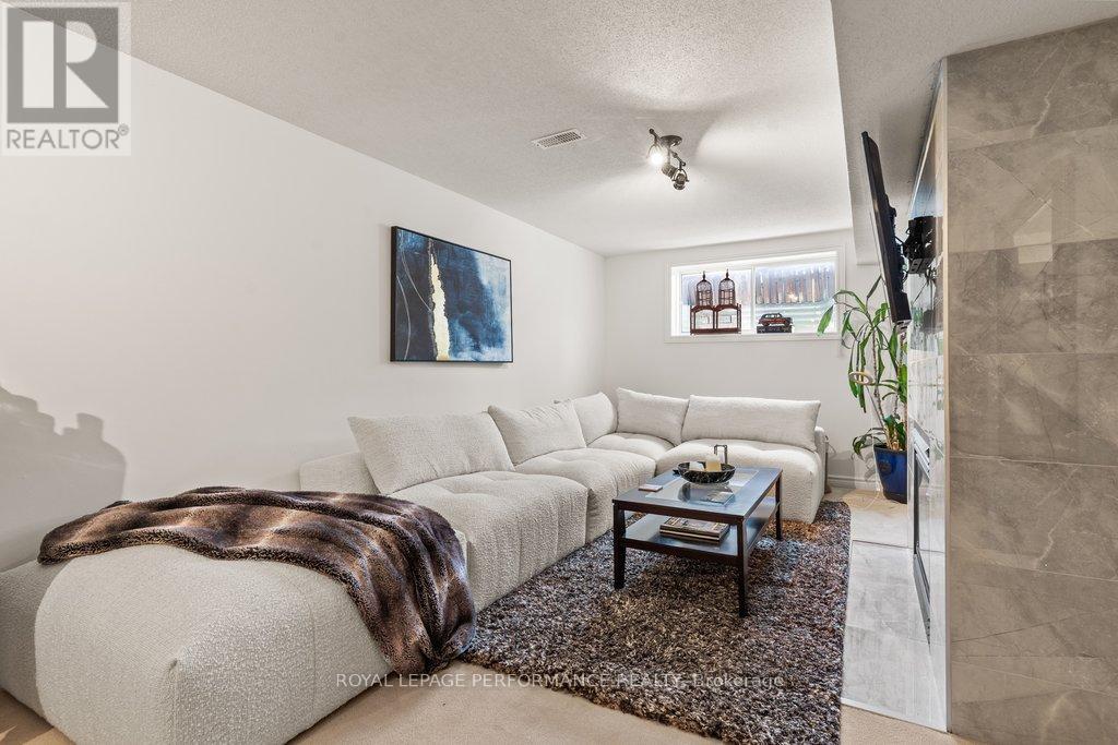 216 Badgeley Avenue, Ottawa, Ontario  K2T 0A4 - Photo 38 - X13513100