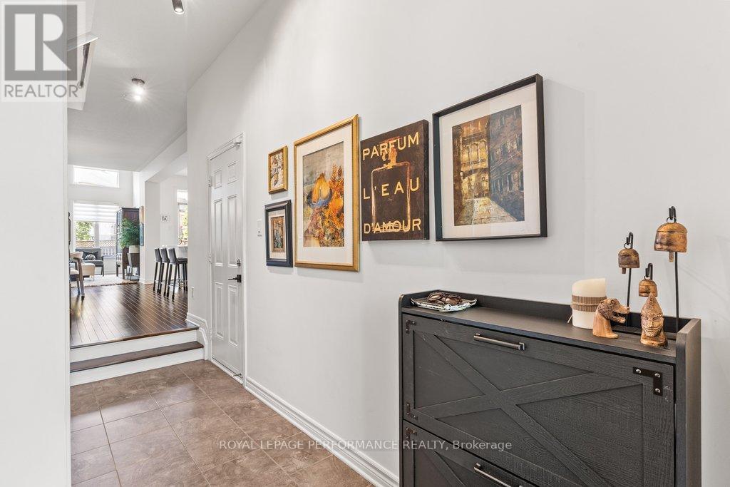 216 Badgeley Avenue, Ottawa, Ontario  K2T 0A4 - Photo 4 - X13513100