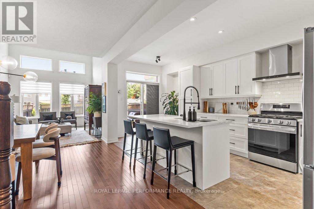 216 Badgeley Avenue, Ottawa, Ontario  K2T 0A4 - Photo 6 - X13513100