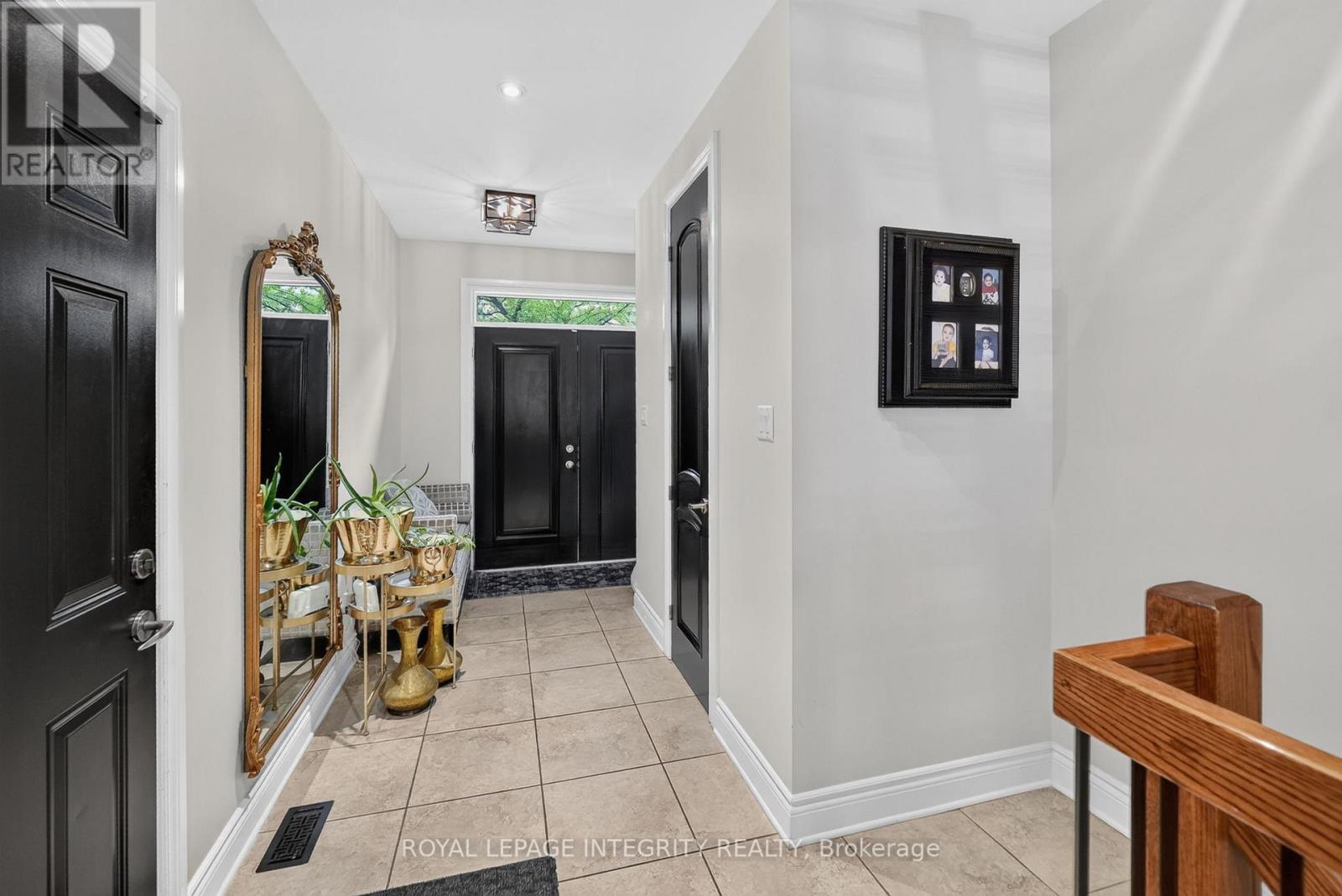 812 Petra Private, Ottawa, Ontario  K2T 0G3 - Photo 3 - X13513164