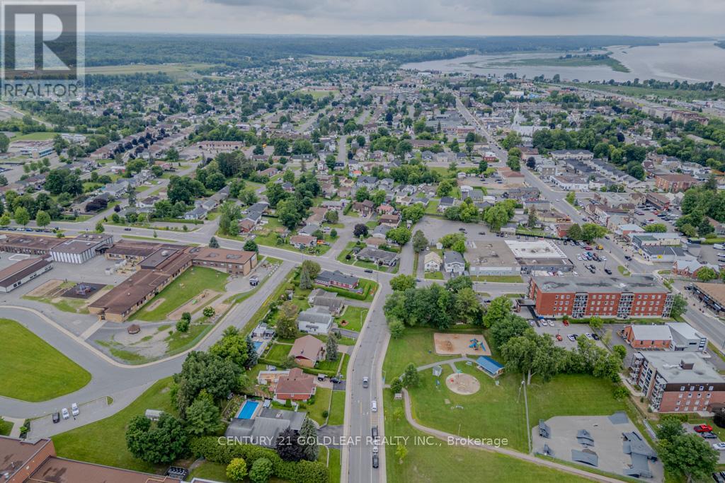 1549 Du Parc Avenue, Clarence-Rockland, Ontario  K4K 1C3 - Photo 48 - X13513310