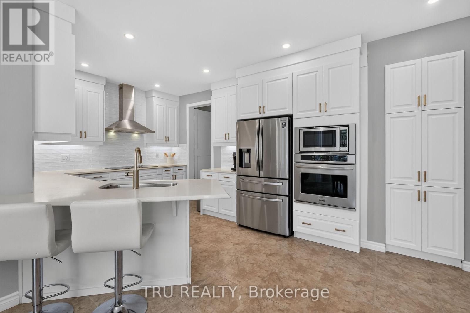 26 Palmeto Court, Ottawa, Ontario  K2S 0X2 - Photo 12 - X13513492