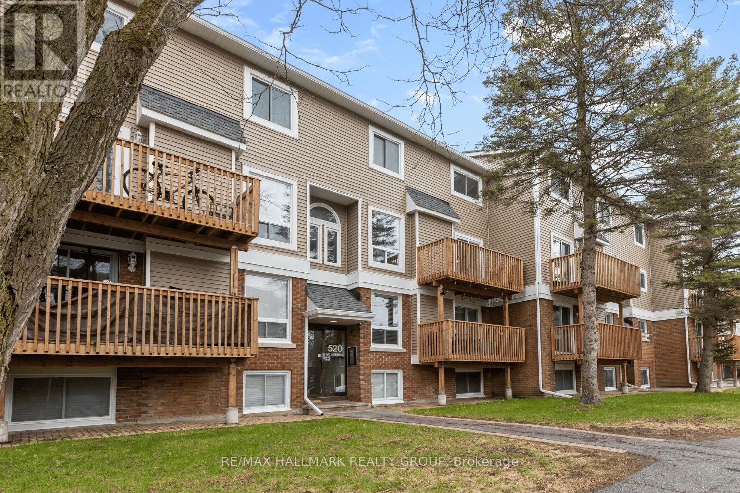 8 - 520 Fenerty Court, Ottawa, Ontario  K2L 3B1 - Photo 2 - X13513674