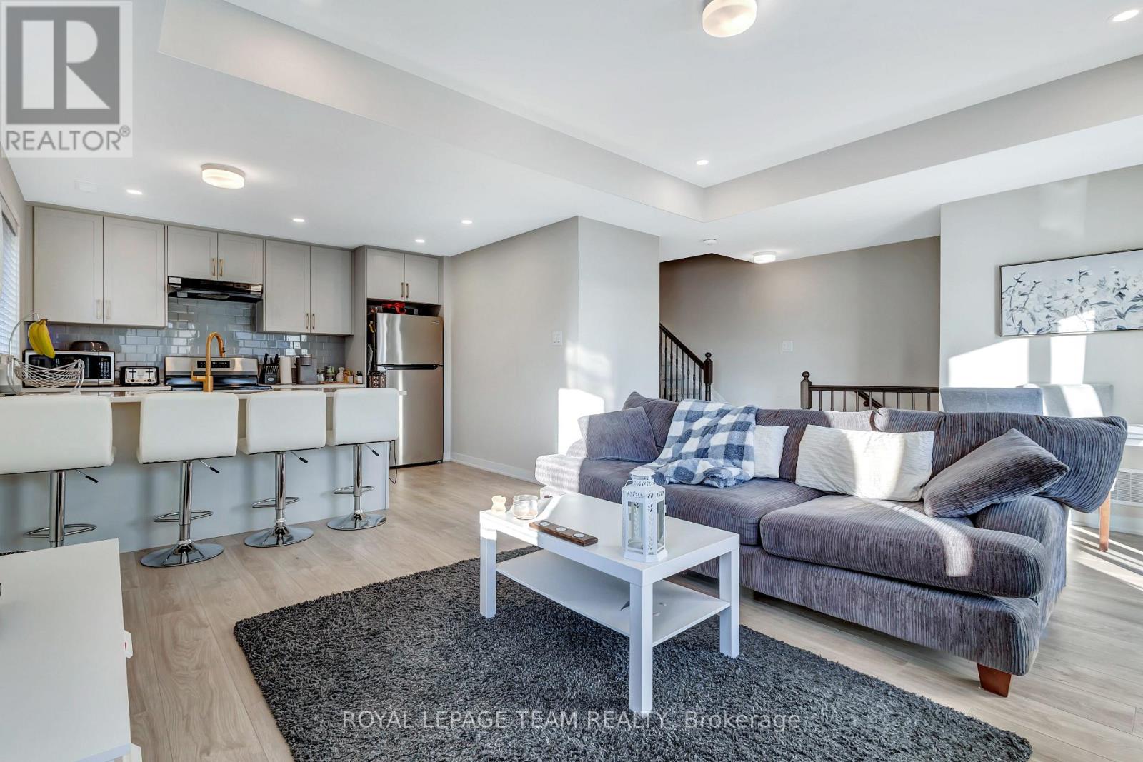 916 Parnian Private, Ottawa, Ontario  K2J 7K6 - Photo 5 - X13513680