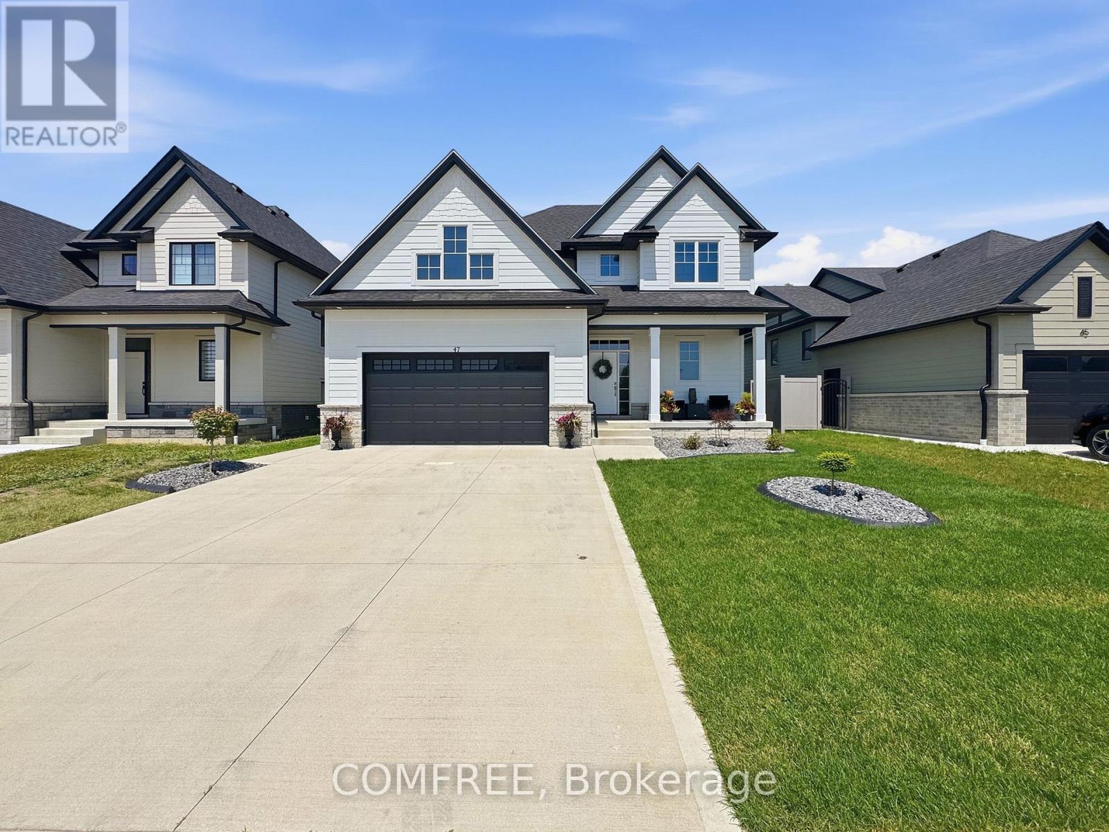 47 Belleview Drive, Kingsville, Ontario  N0R 1B0 - Photo 1 - X13513966
