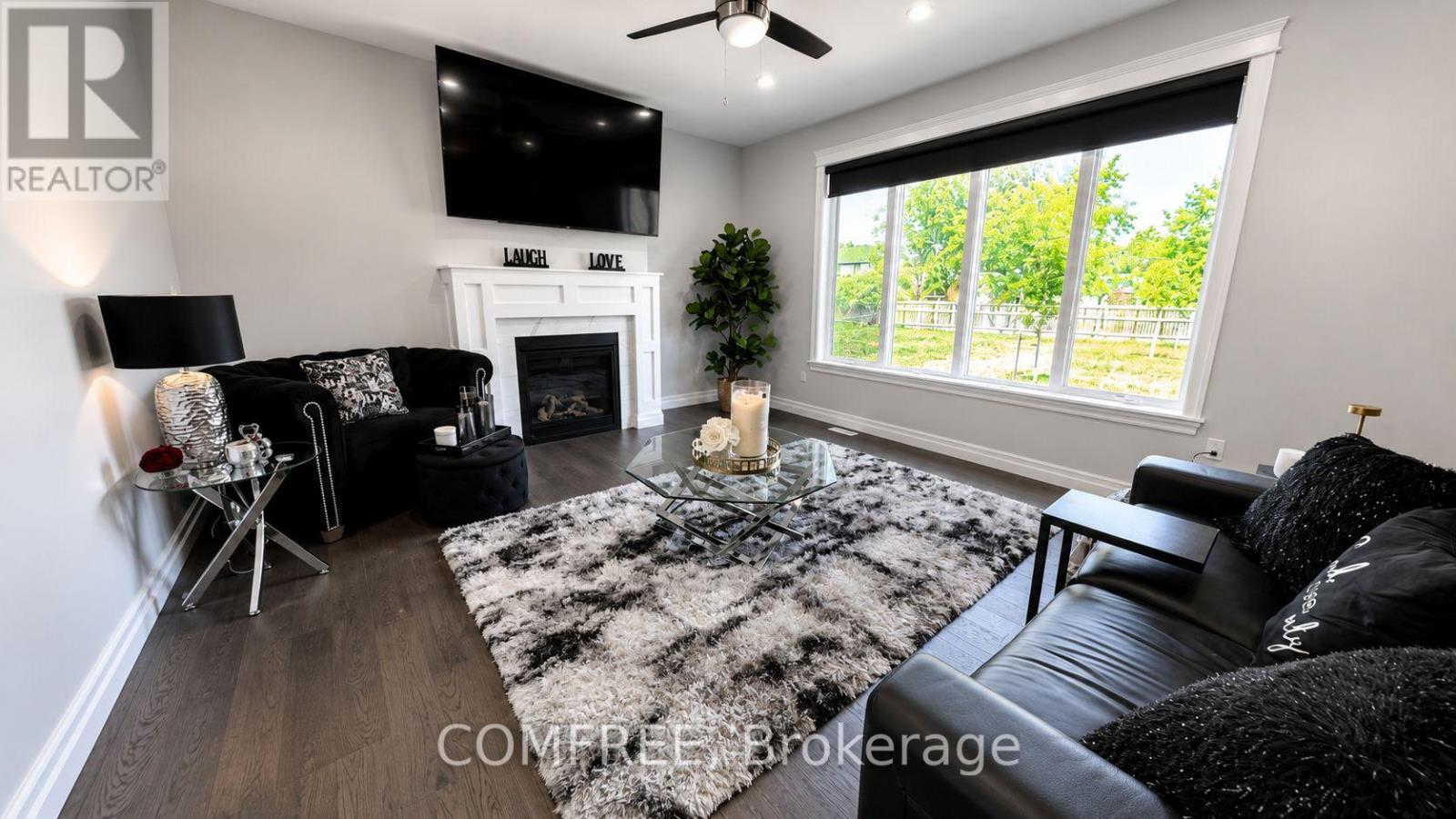 47 Belleview Drive, Kingsville, Ontario  N0R 1B0 - Photo 5 - X13513966