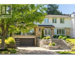 1958 NEEPAWA AVENUE, Ottawa, Ontario