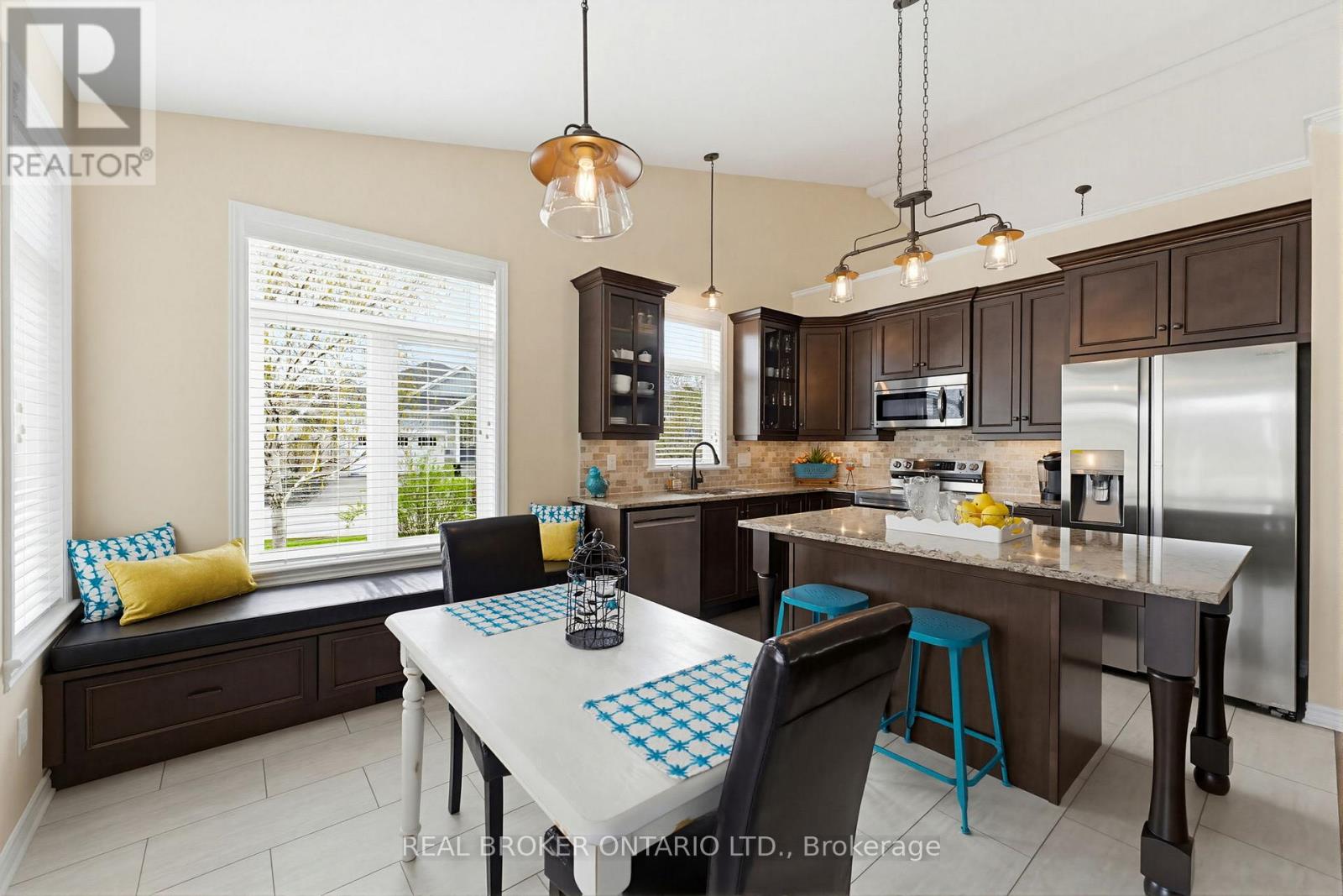 341 Bobolink Ridge, Ottawa, Ontario  K2V 0B9 - Photo 10 - X13514638