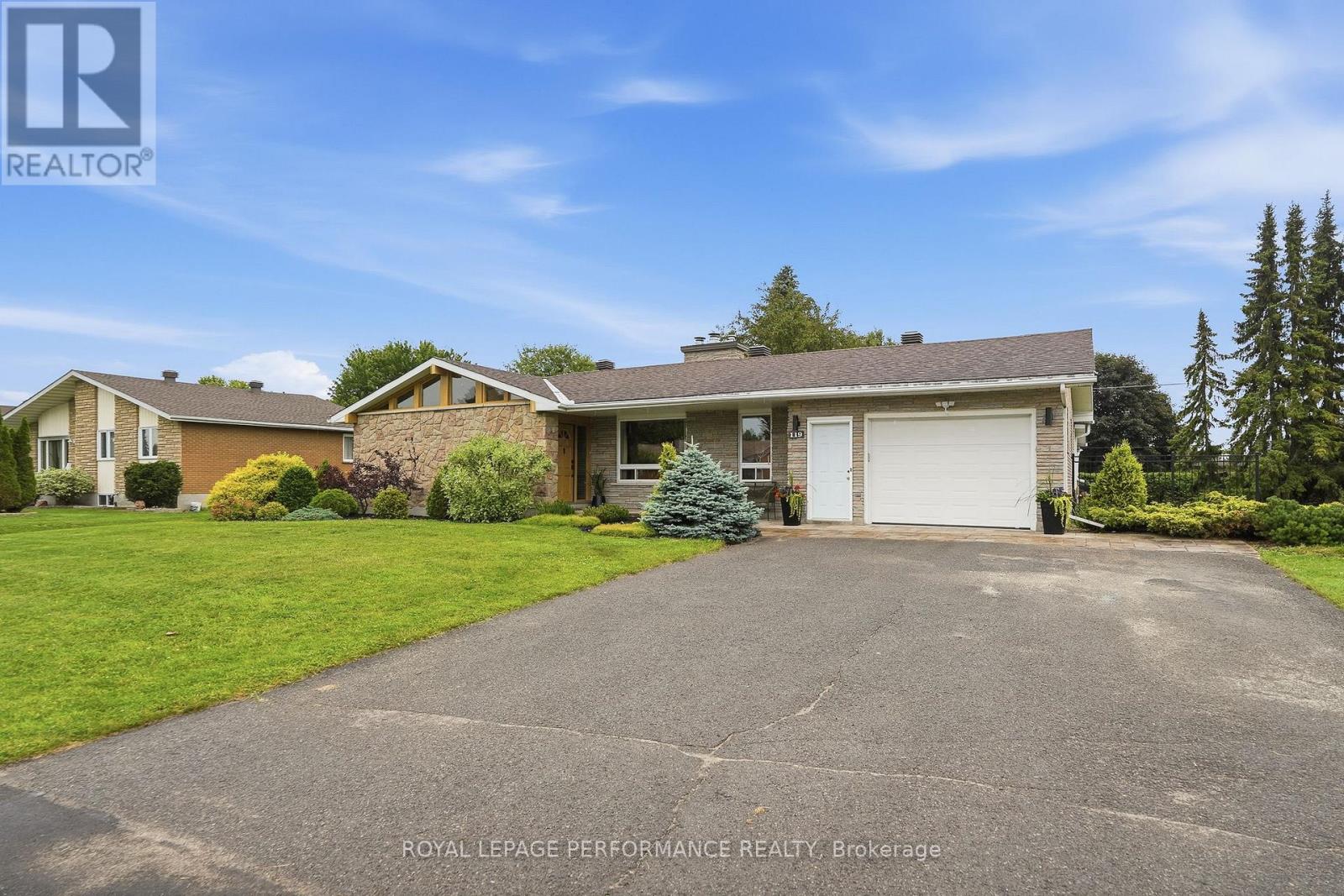 119 Centenaire Street, Russell, Ontario  K0A 1W0 - Photo 1 - X13514756