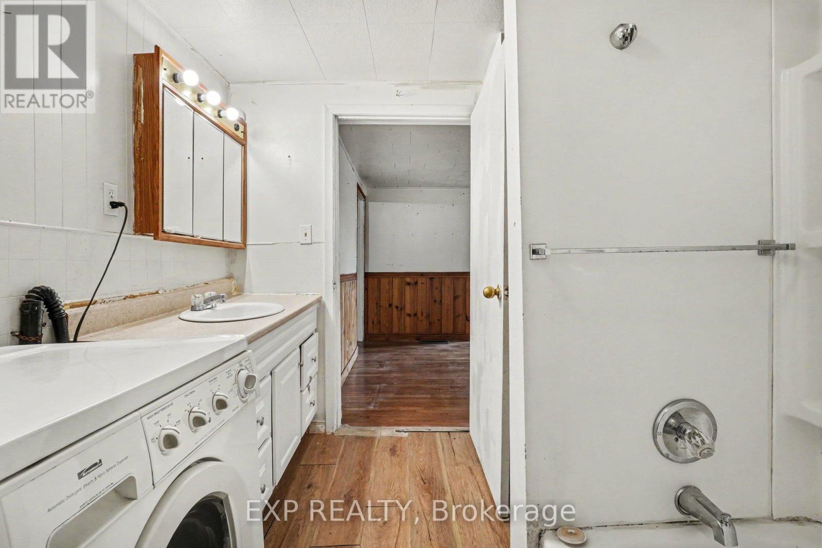 120 Bonnechere Street E, Bonnechere Valley, Ontario  K0J 1T0 - Photo 13 - X13514860