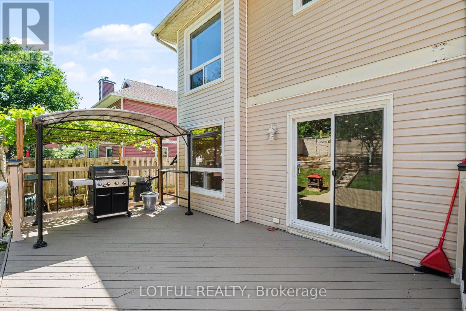52 Fair Oaks Crescent, Ottawa, Ontario  K2G 4W5 - Photo 25 - X13515182