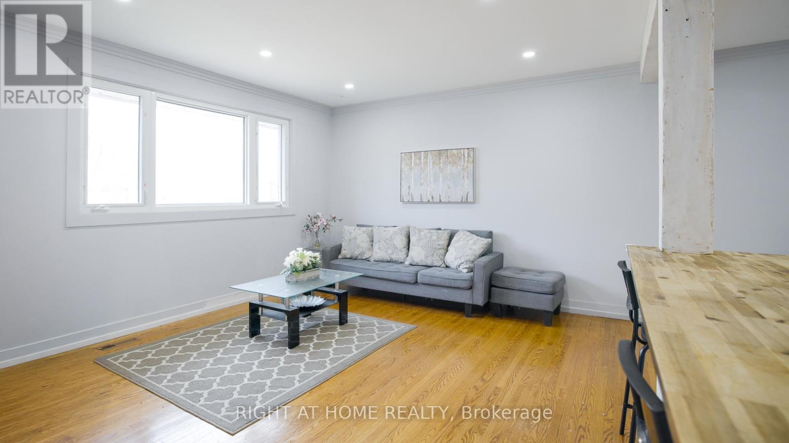 134 David Drive, Ottawa, Ontario  K2G 2N9 - Photo 2 - X13515258