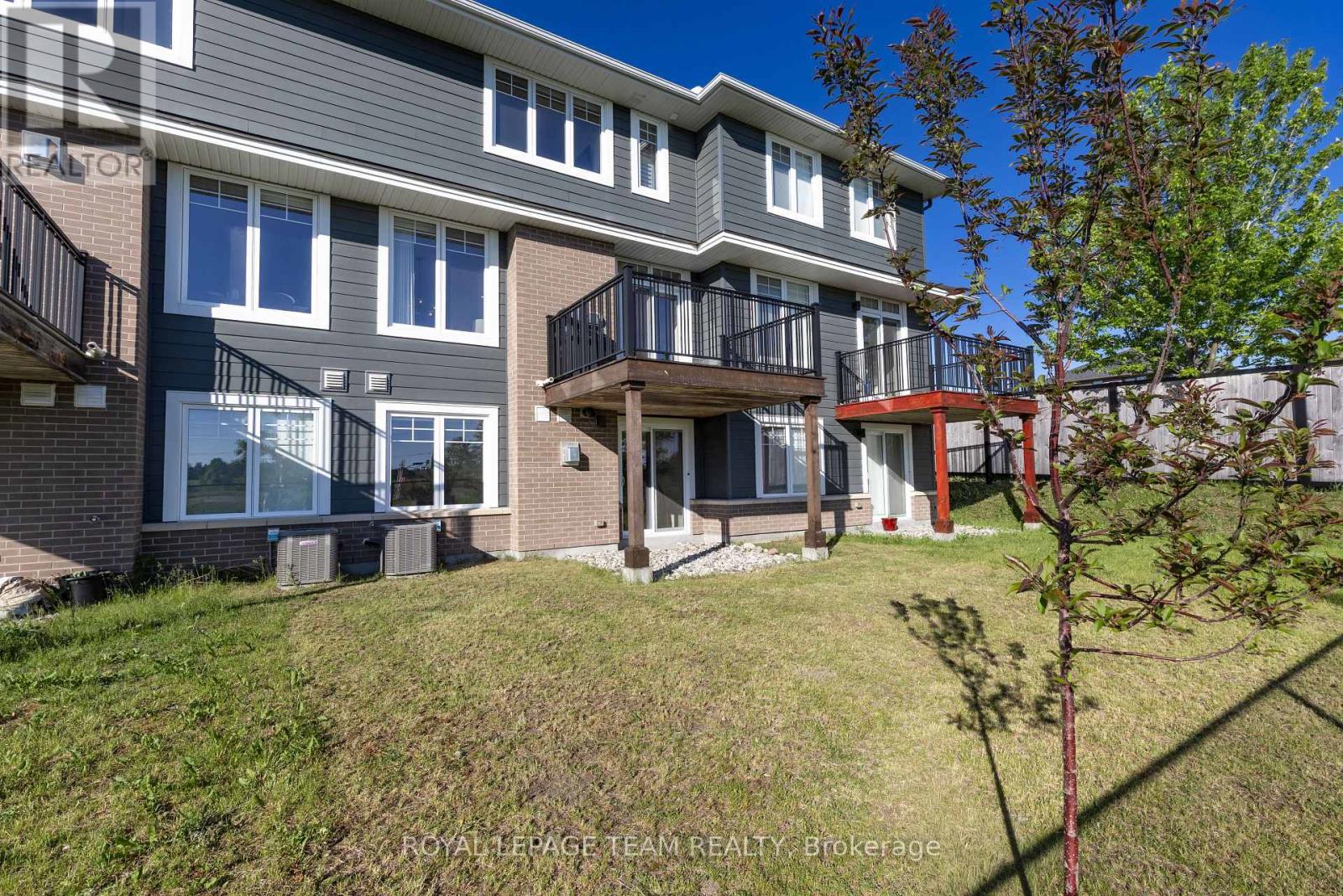 86 Escarpment Crescent, Ottawa, Ontario  K2T 0L8 - Photo 6 - X13515356