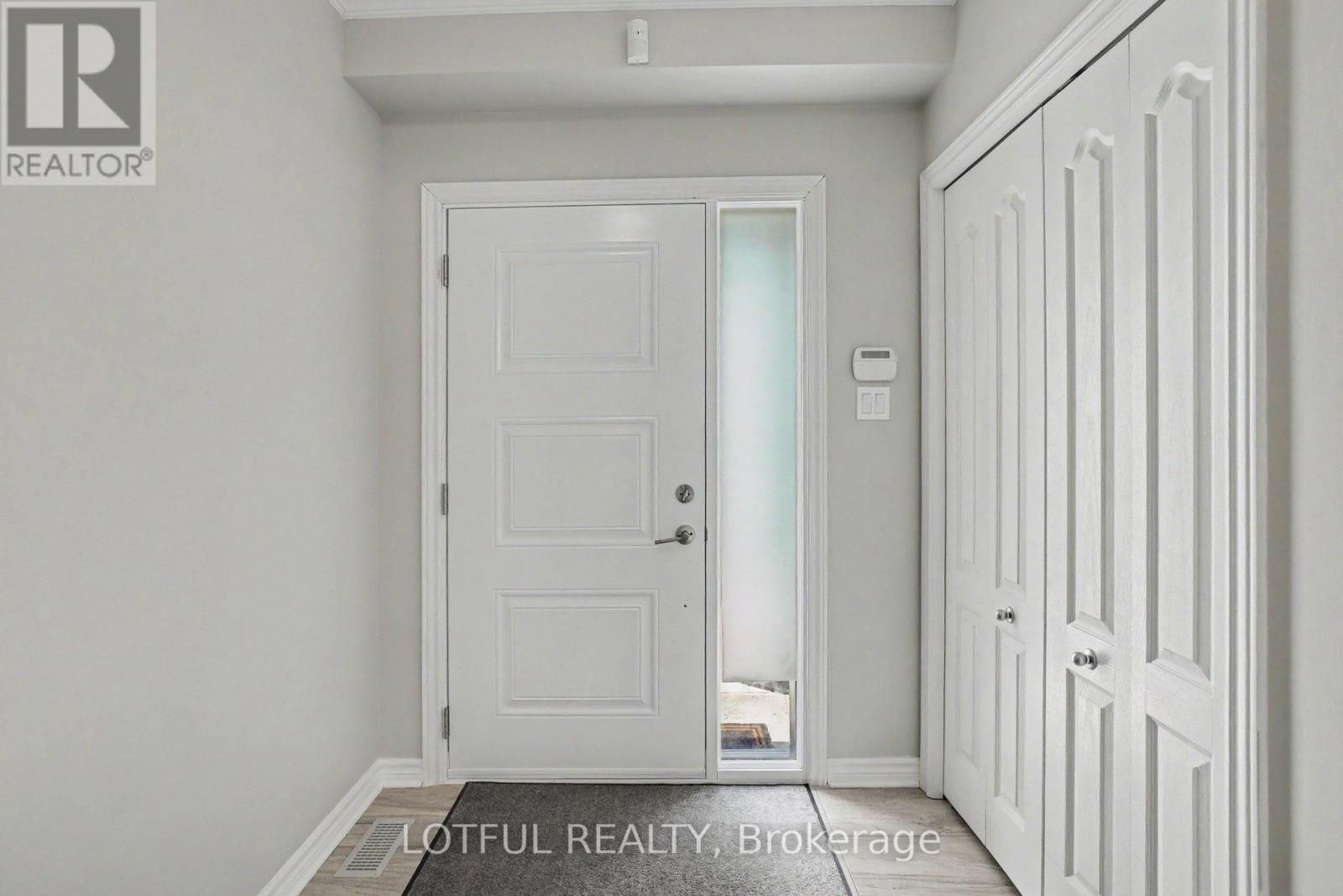 365 Riversedge Crescent, Ottawa, Ontario  K1V 0Y6 - Photo 3 - X13515484