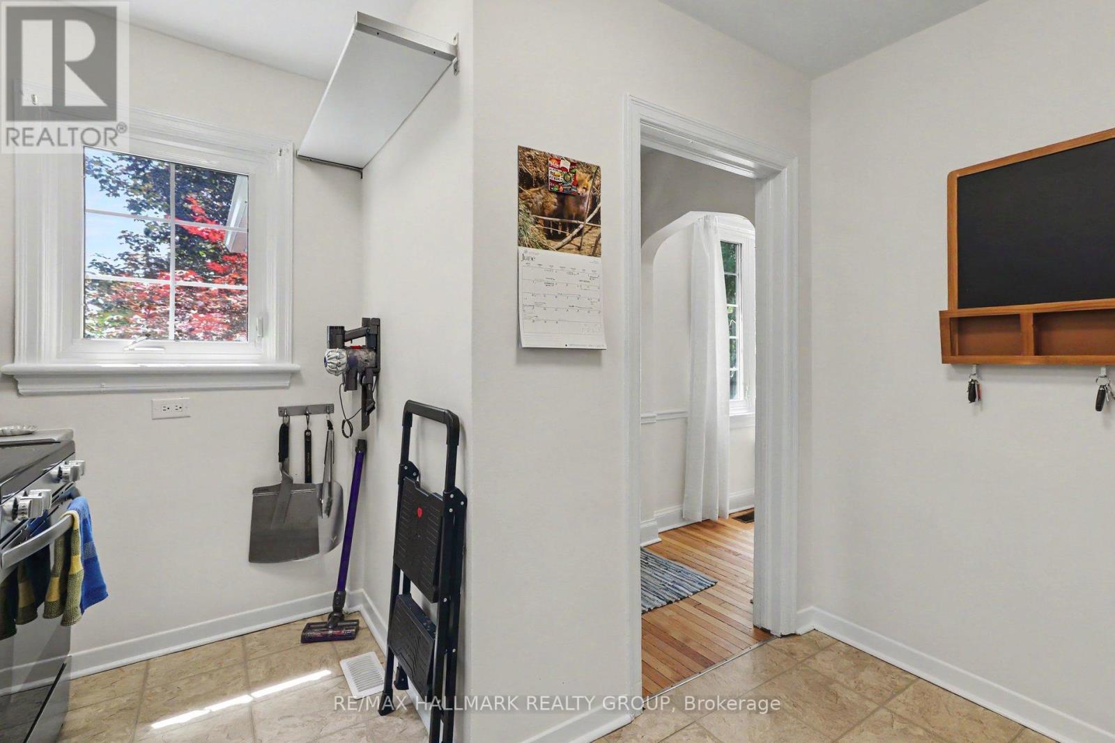 99 Dagmar Avenue, Ottawa, Ontario  K1L 5T3 - Photo 12 - X13515970