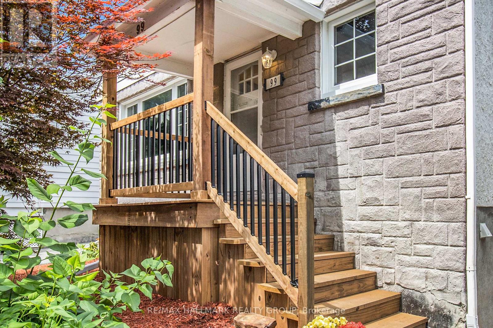 99 Dagmar Avenue, Ottawa, Ontario  K1L 5T3 - Photo 2 - X13515970