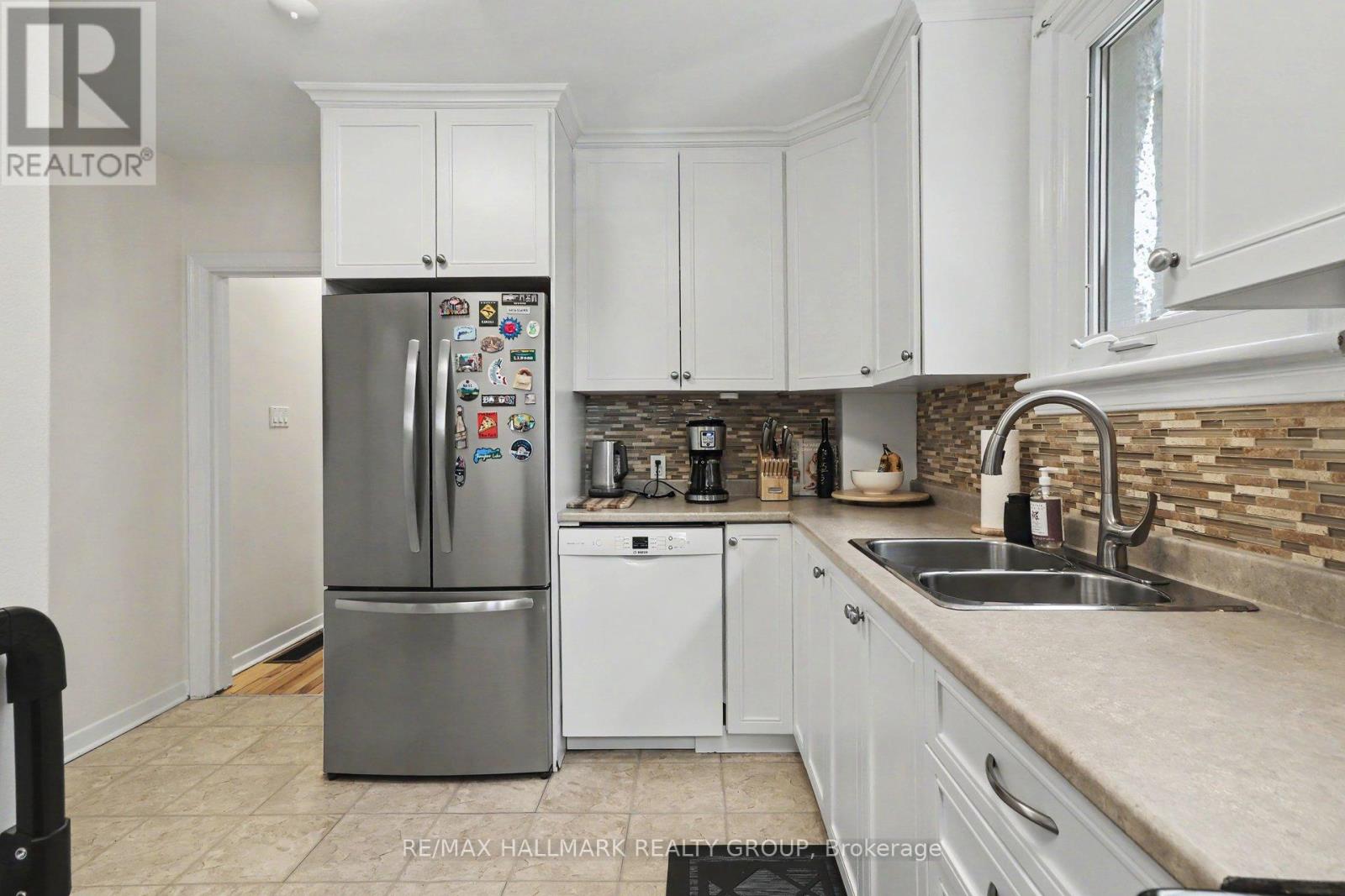 99 Dagmar Avenue, Ottawa, Ontario  K1L 5T3 - Photo 9 - X13515970
