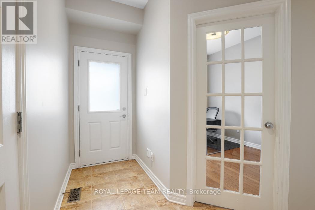 406 Pillett Street, Ottawa, Ontario  K2J 5S3 - Photo 5 - X13515980