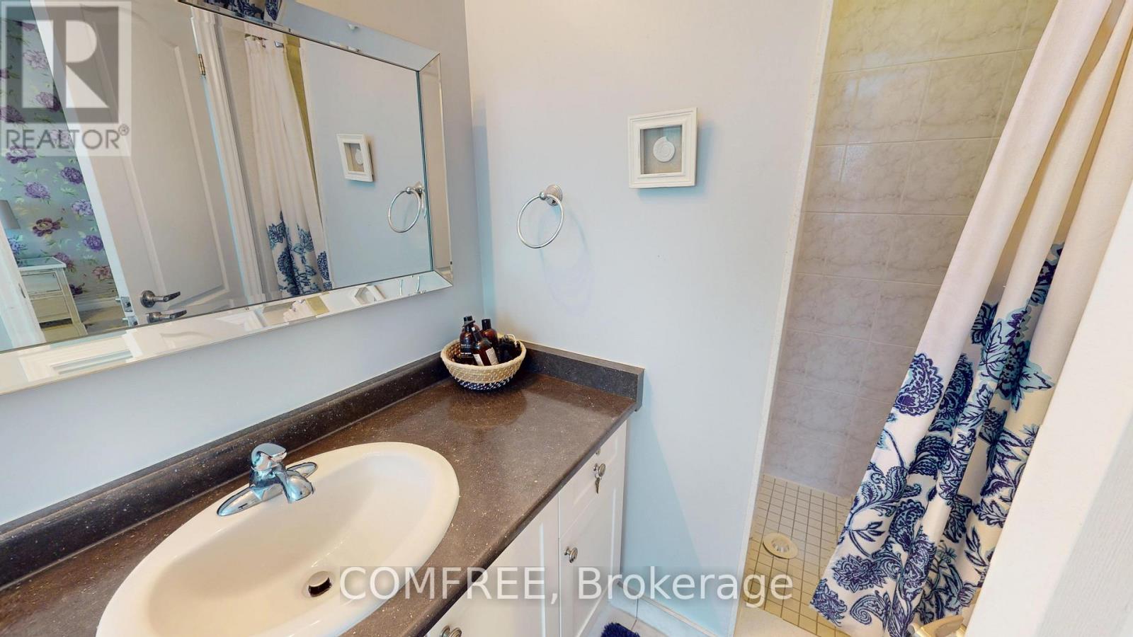 16 Ridgegate Crescent, Halton Hills, Ontario  L7G 0L1 - Photo 16 - W13516210