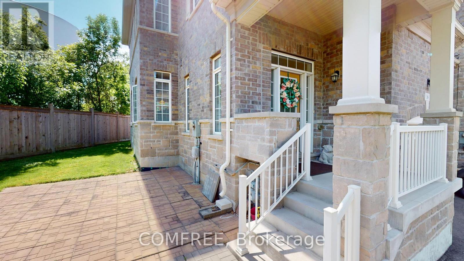 16 Ridgegate Crescent, Halton Hills, Ontario  L7G 0L1 - Photo 2 - W13516210