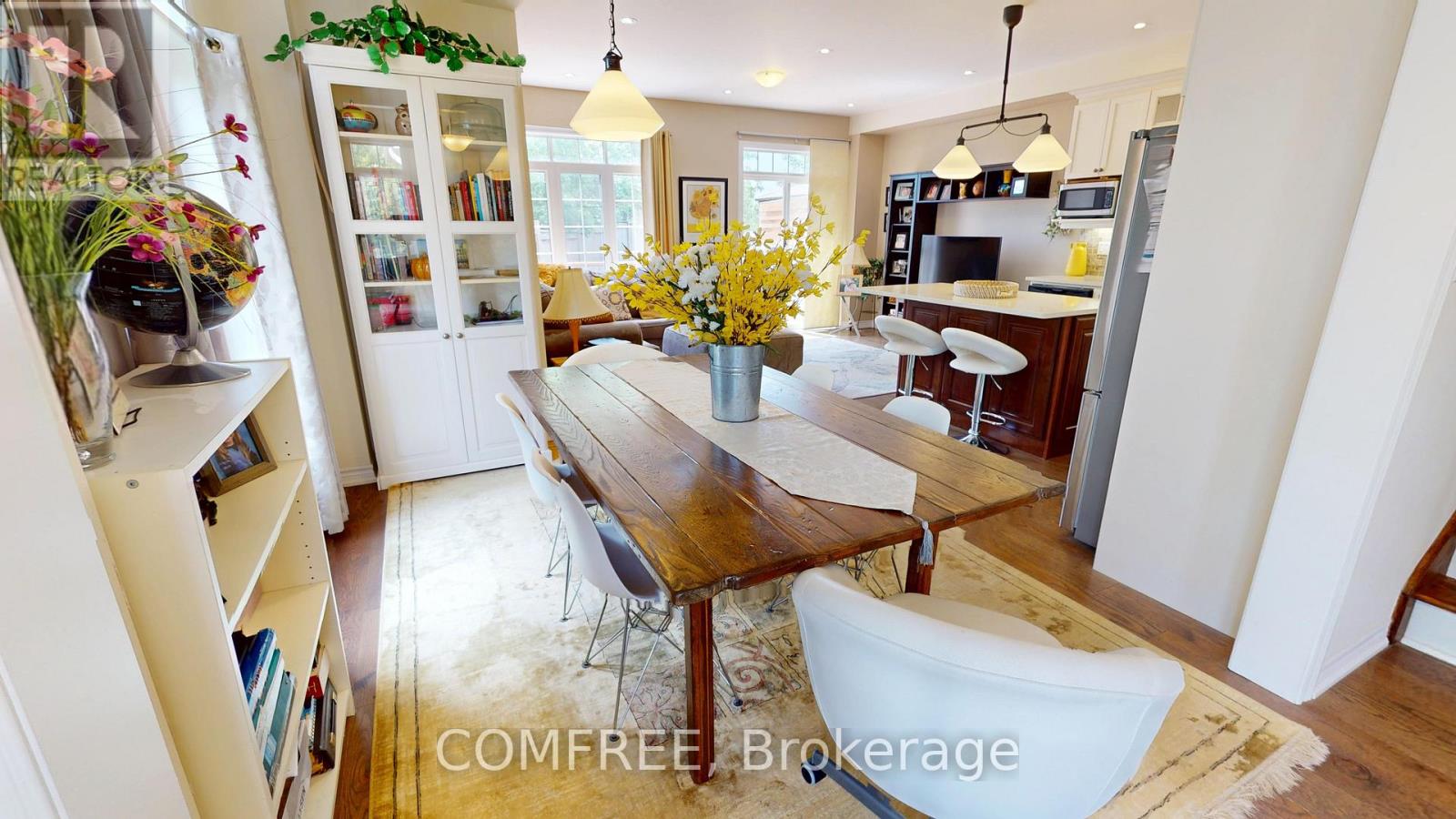 16 Ridgegate Crescent, Halton Hills, Ontario  L7G 0L1 - Photo 8 - W13516210