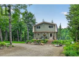 102 A MCVICAR LANE, McNab/Braeside, Ontario