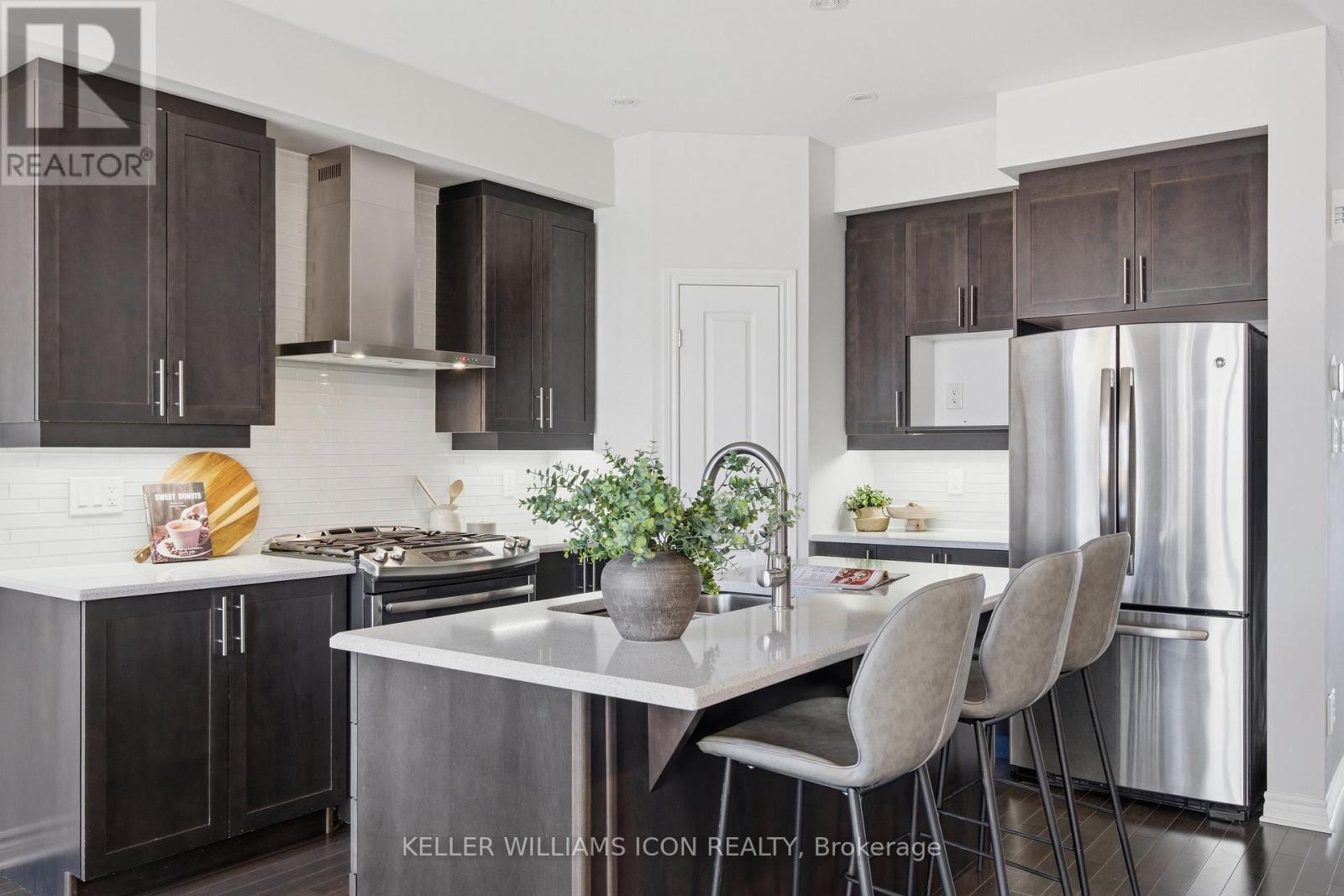 636 Tennant Way, Ottawa, Ontario  K4M 0C7 - Photo 4 - X13516338