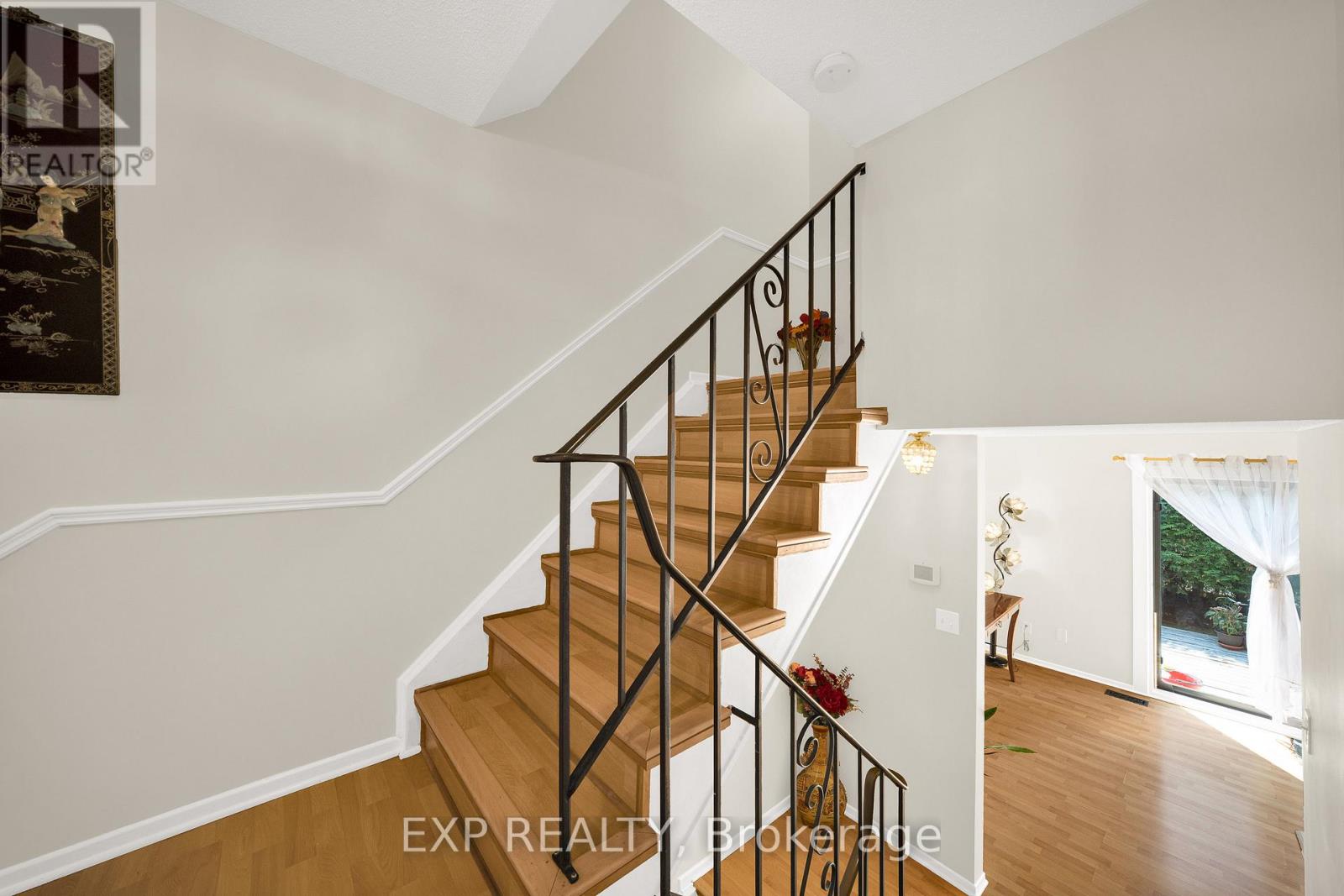6 - 2 Bertona Street, Ottawa, Ontario  K2G 0W2 - Photo 14 - X13516412