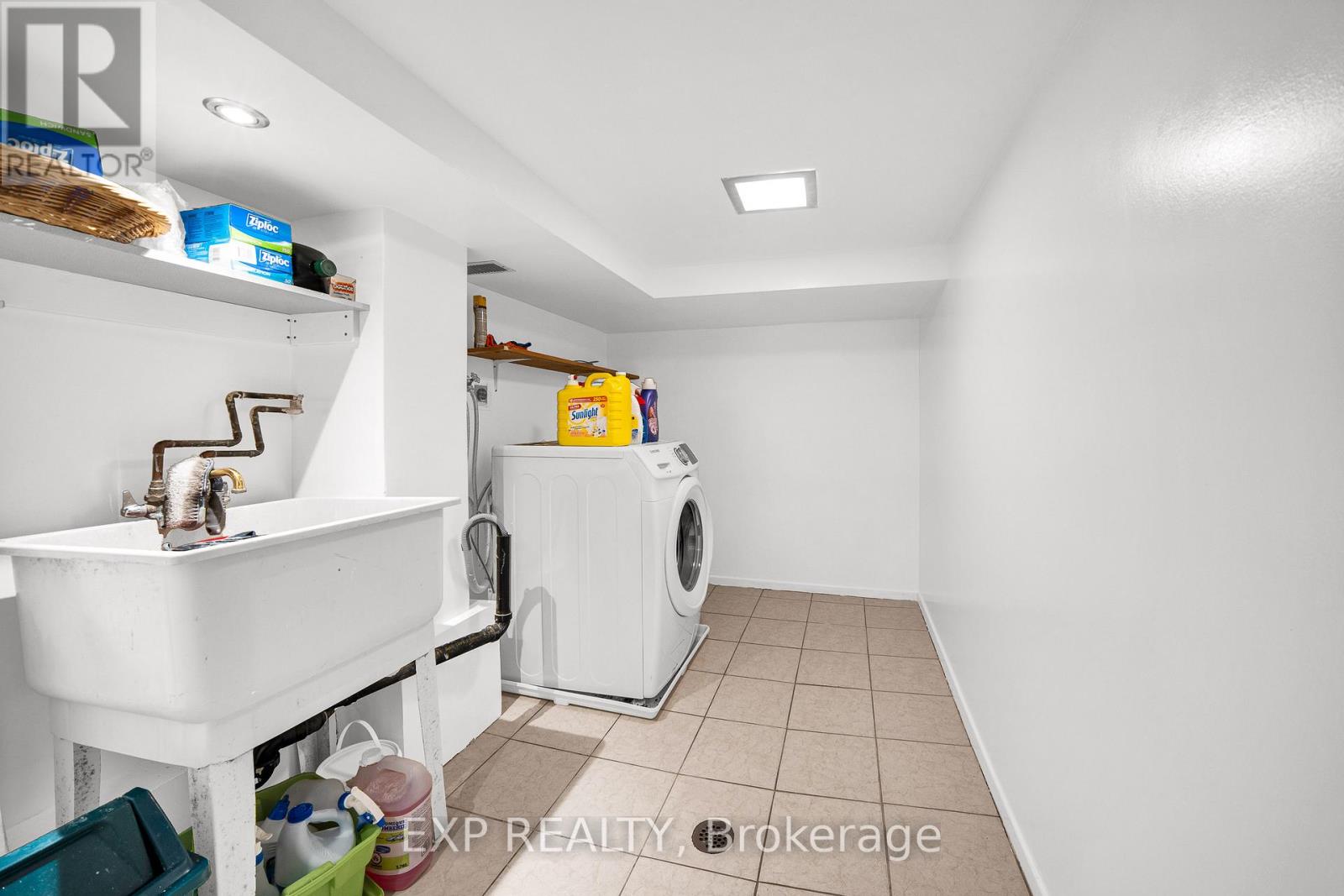 6 - 2 Bertona Street, Ottawa, Ontario  K2G 0W2 - Photo 24 - X13516412