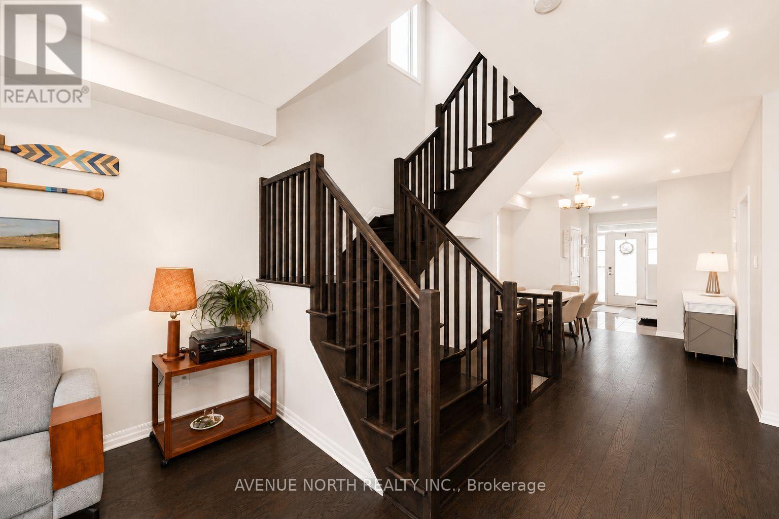 323 Lysander Place, Ottawa, Ontario  K1K 3X8 - Photo 13 - X13516558