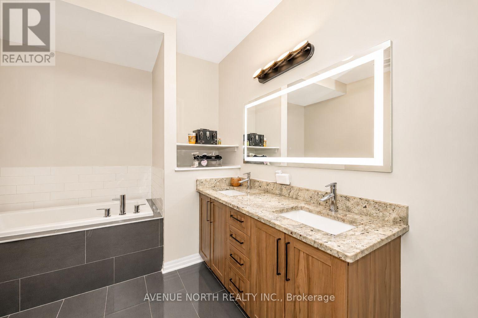 323 Lysander Place, Ottawa, Ontario  K1K 3X8 - Photo 16 - X13516558