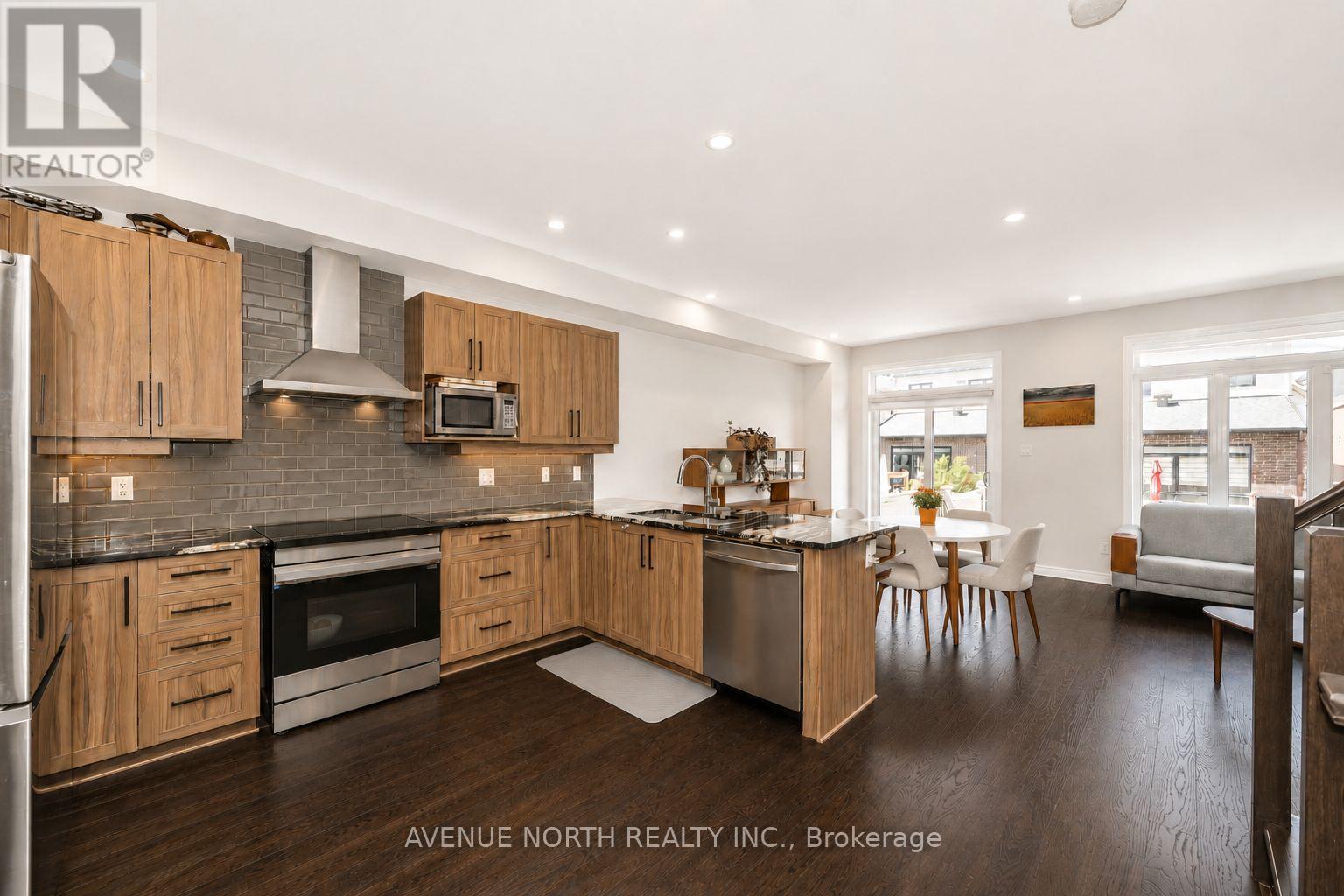 323 Lysander Place, Ottawa, Ontario  K1K 3X8 - Photo 8 - X13516558