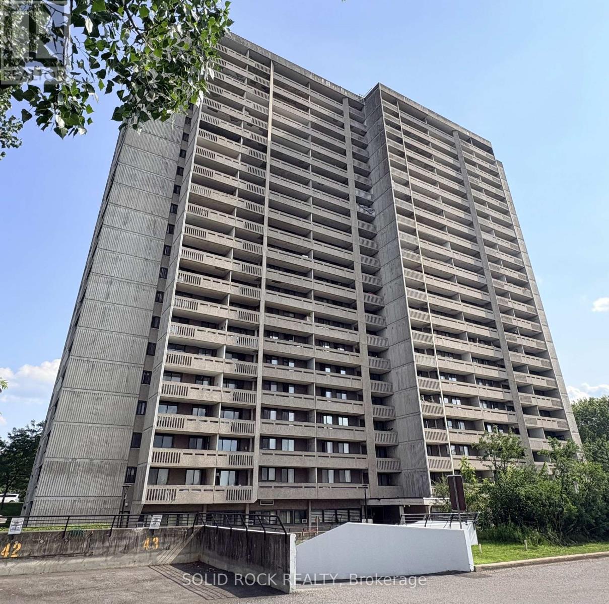 309 - 415 Greenview Avenue, Ottawa, Ontario  K2B 8G5 - Photo 2 - X13516672